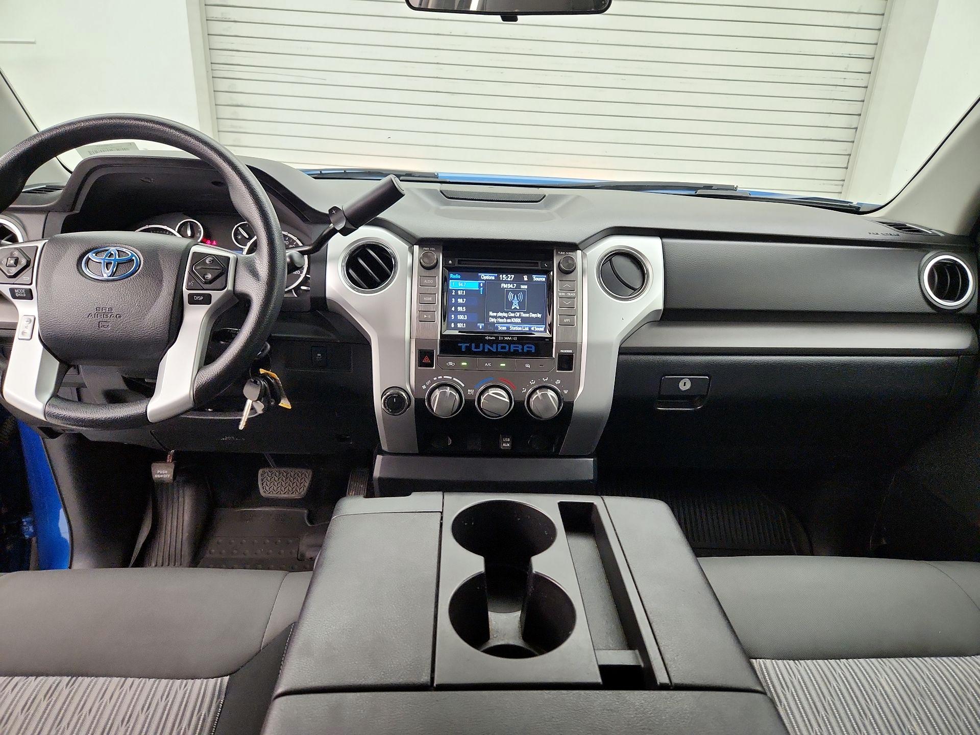 Thumbnail: 2017 Toyota Tundra - 9