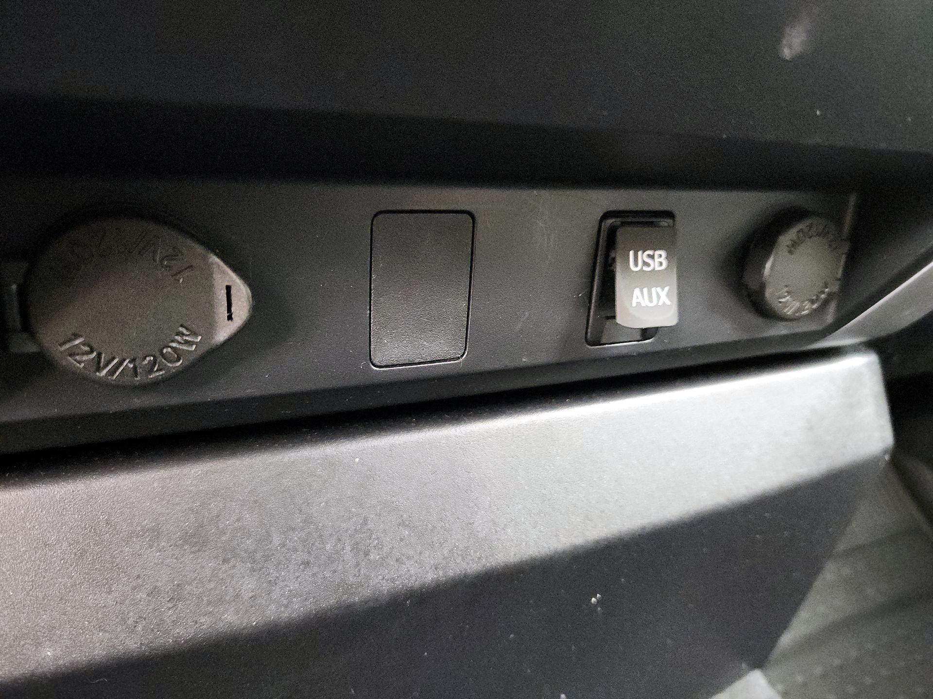 Thumbnail: 2017 Toyota Tundra - 18