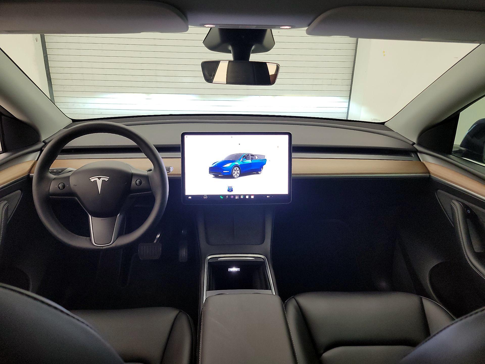 Thumbnail: 2024 Tesla Model Y - 9