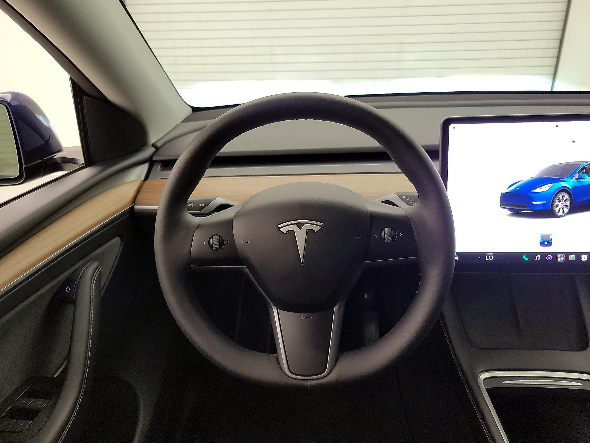 Thumbnail: 2024 Tesla Model Y - 10