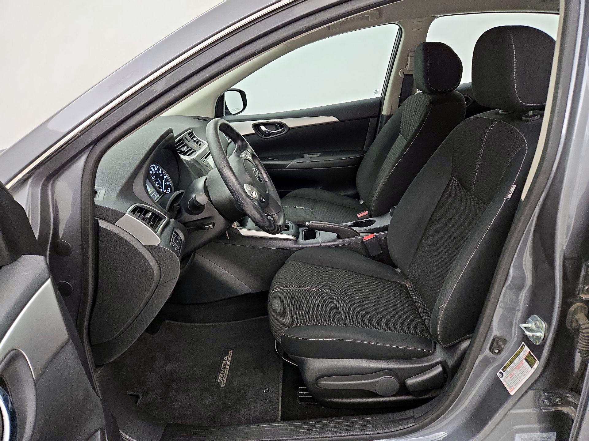 Thumbnail: 2018 Nissan Sentra - 11