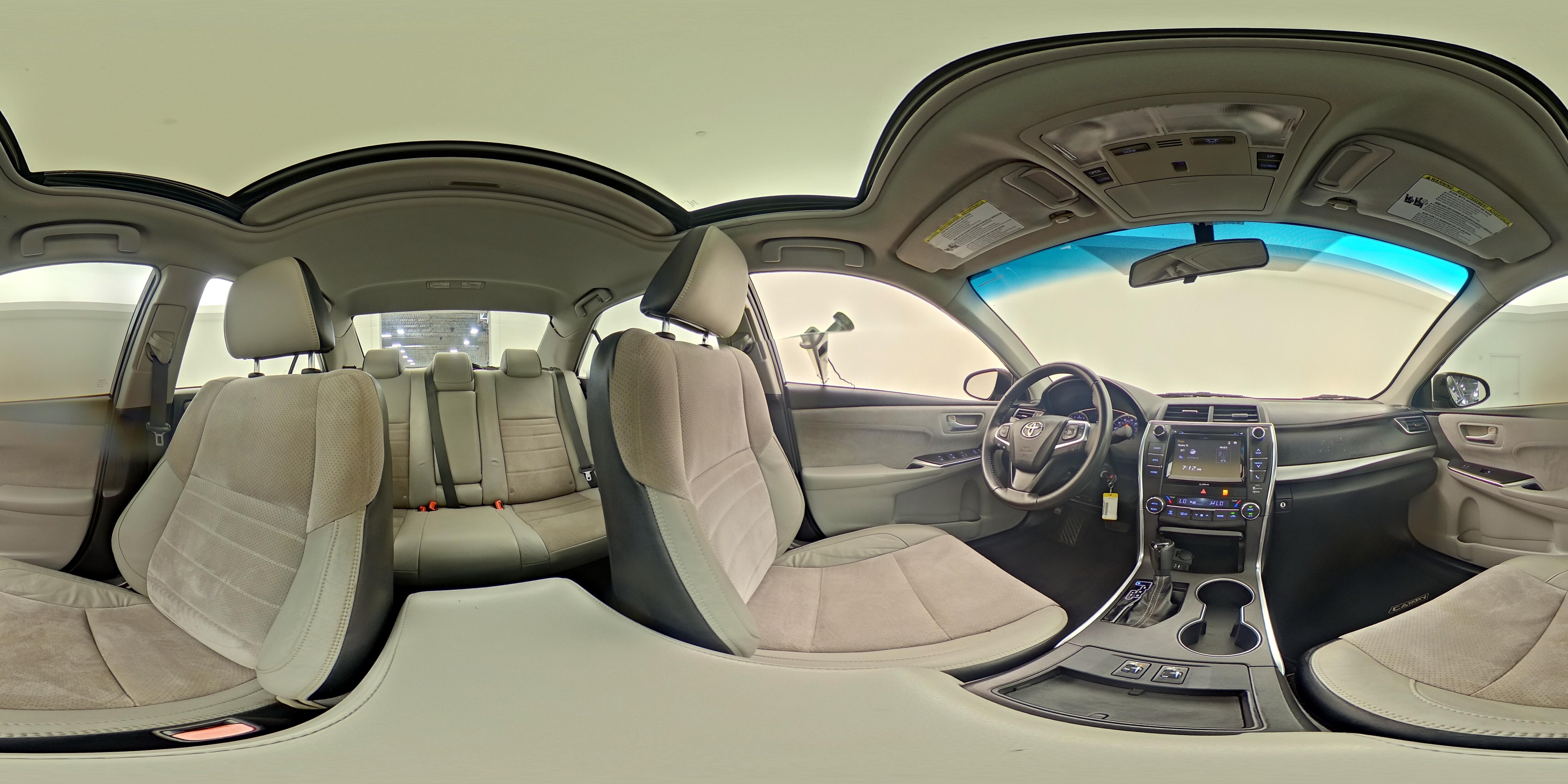 2016 Toyota Camry XSE - Photo 25