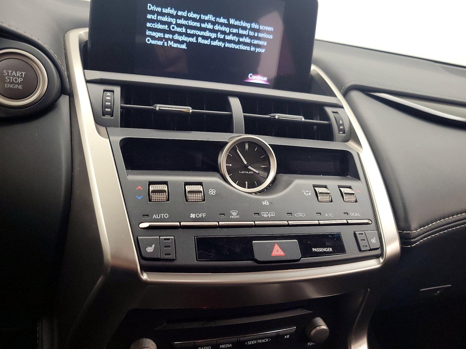 2018 Lexus NX 300 - Photo 17