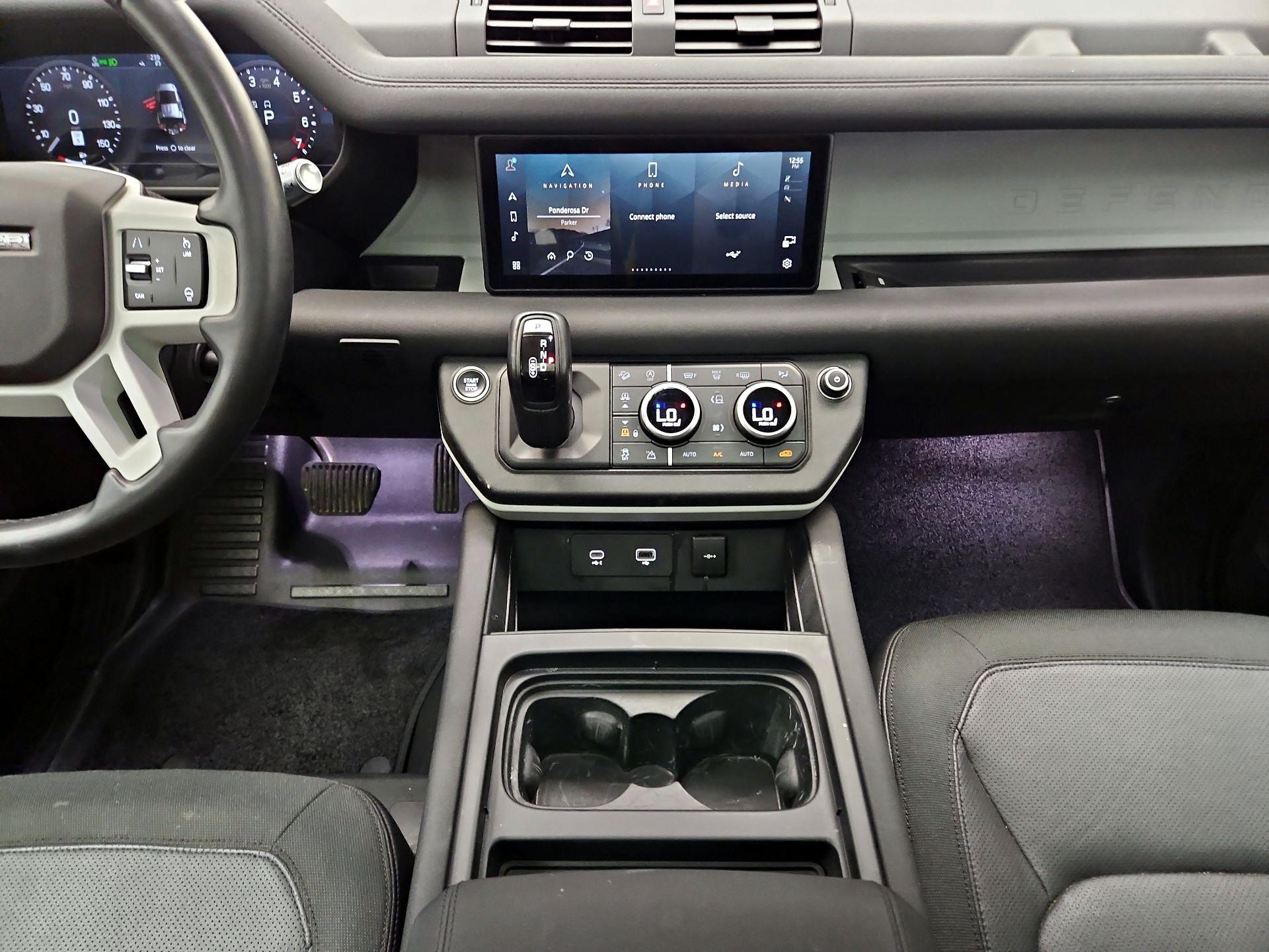 Thumbnail: 2020 Land Rover Defender - 17