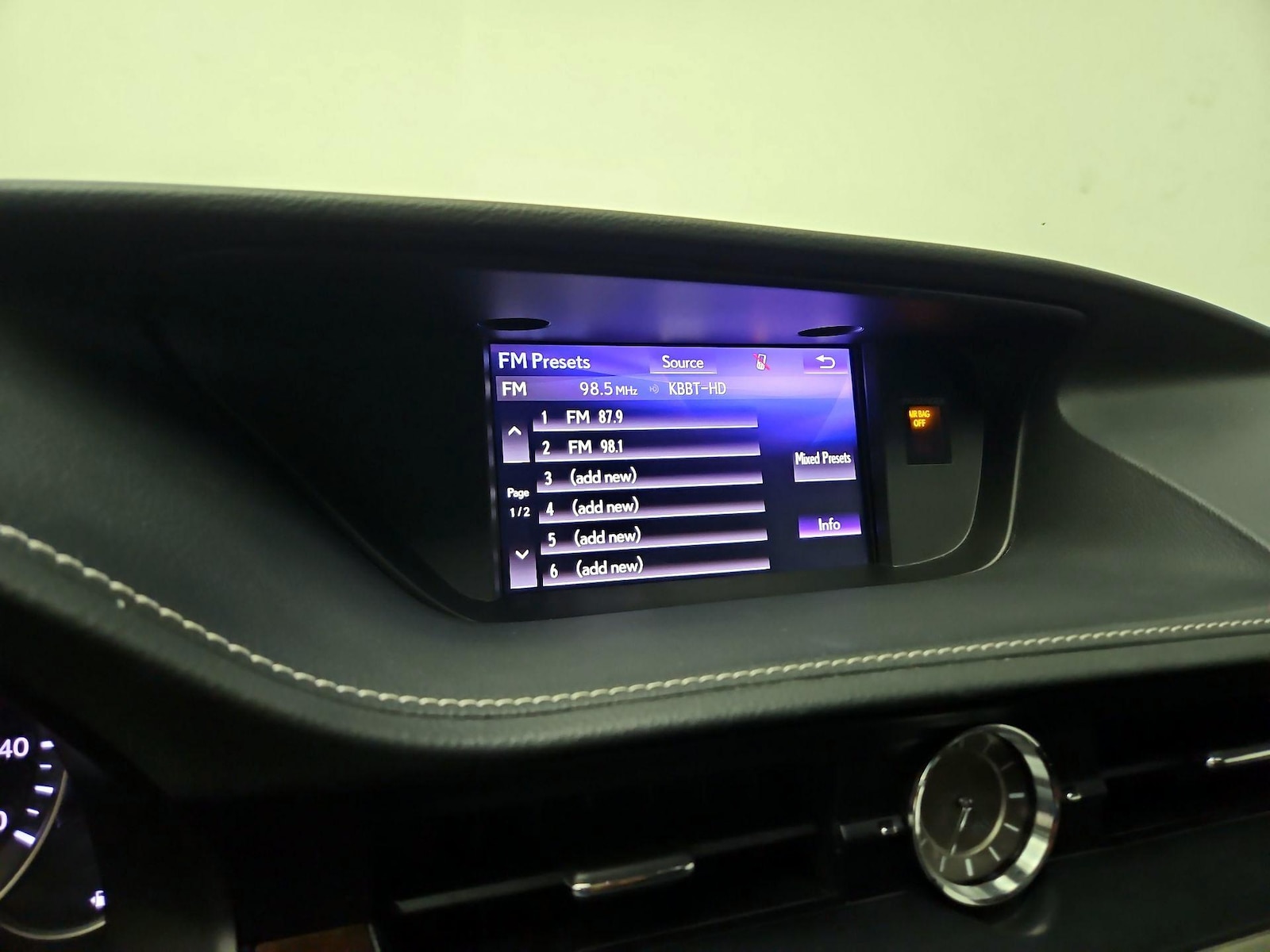 2018 Lexus ES 350 - Photo 17