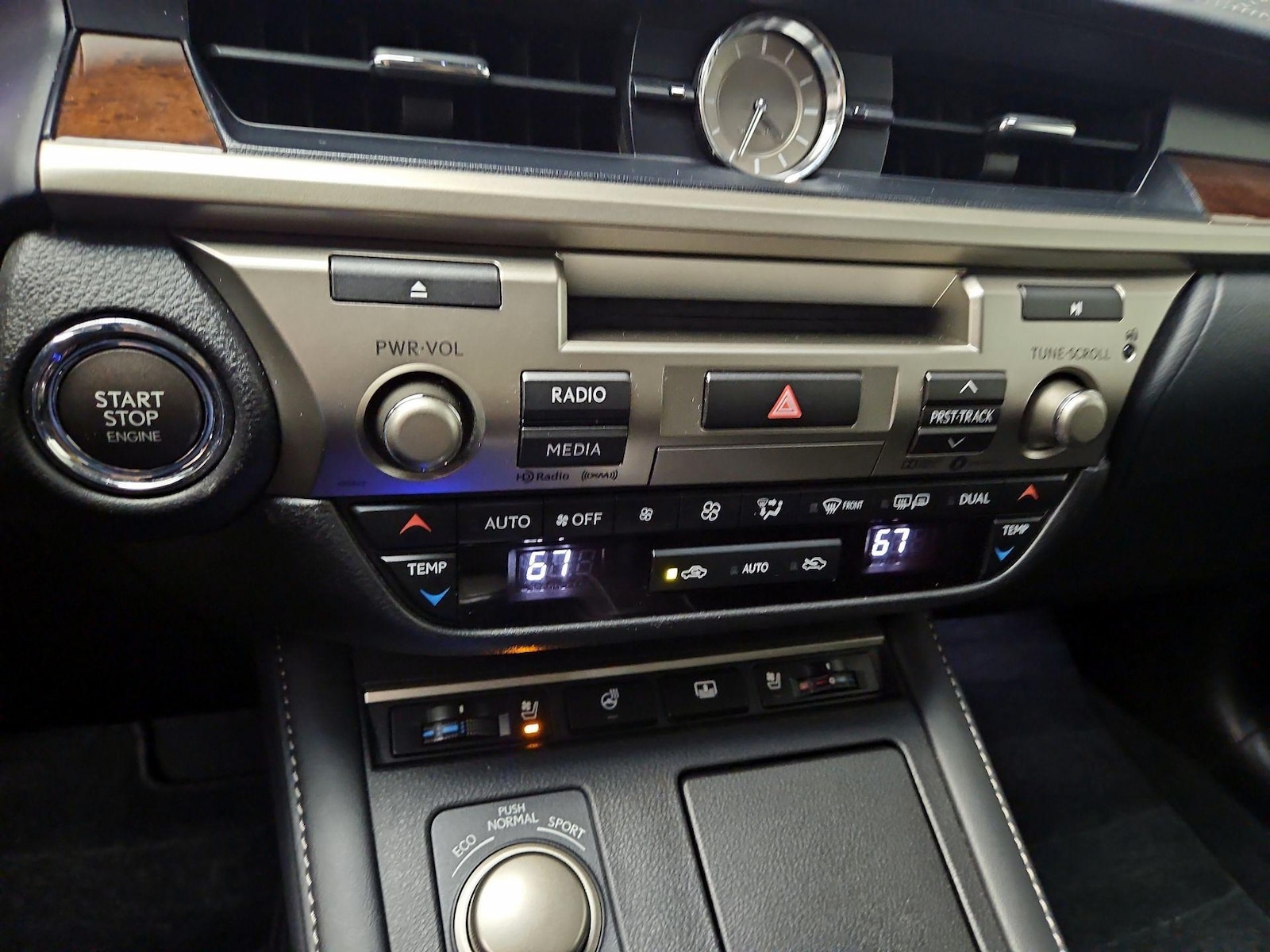 2018 Lexus ES 350 - Photo 18