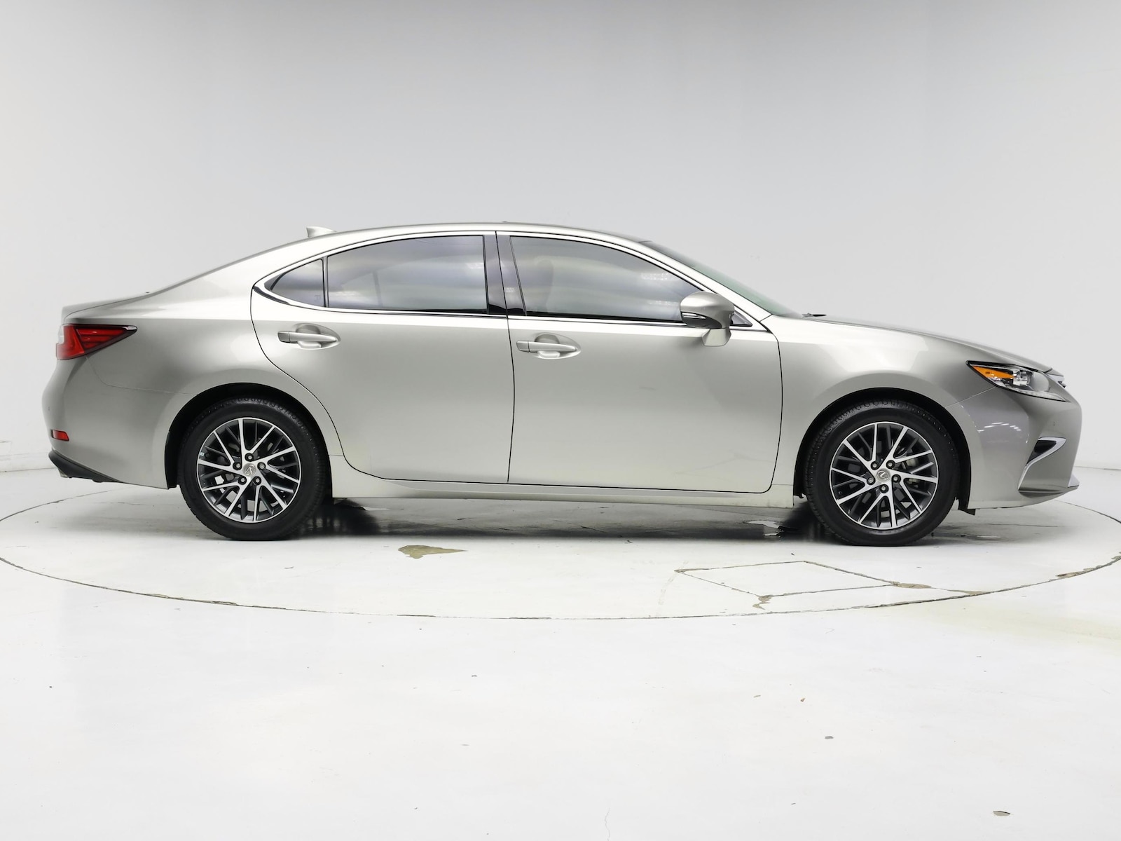 2018 Lexus ES 350 - Photo 8
