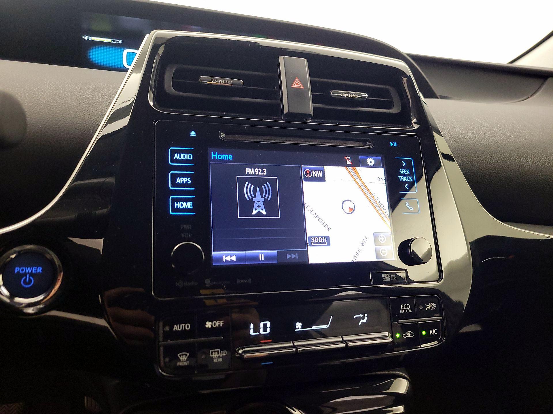 Thumbnail: 2016 Toyota Prius - 14