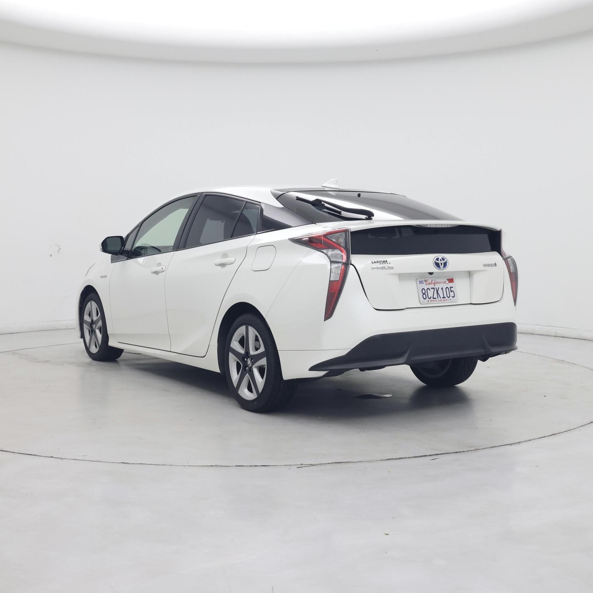 Thumbnail: 2016 Toyota Prius - 2