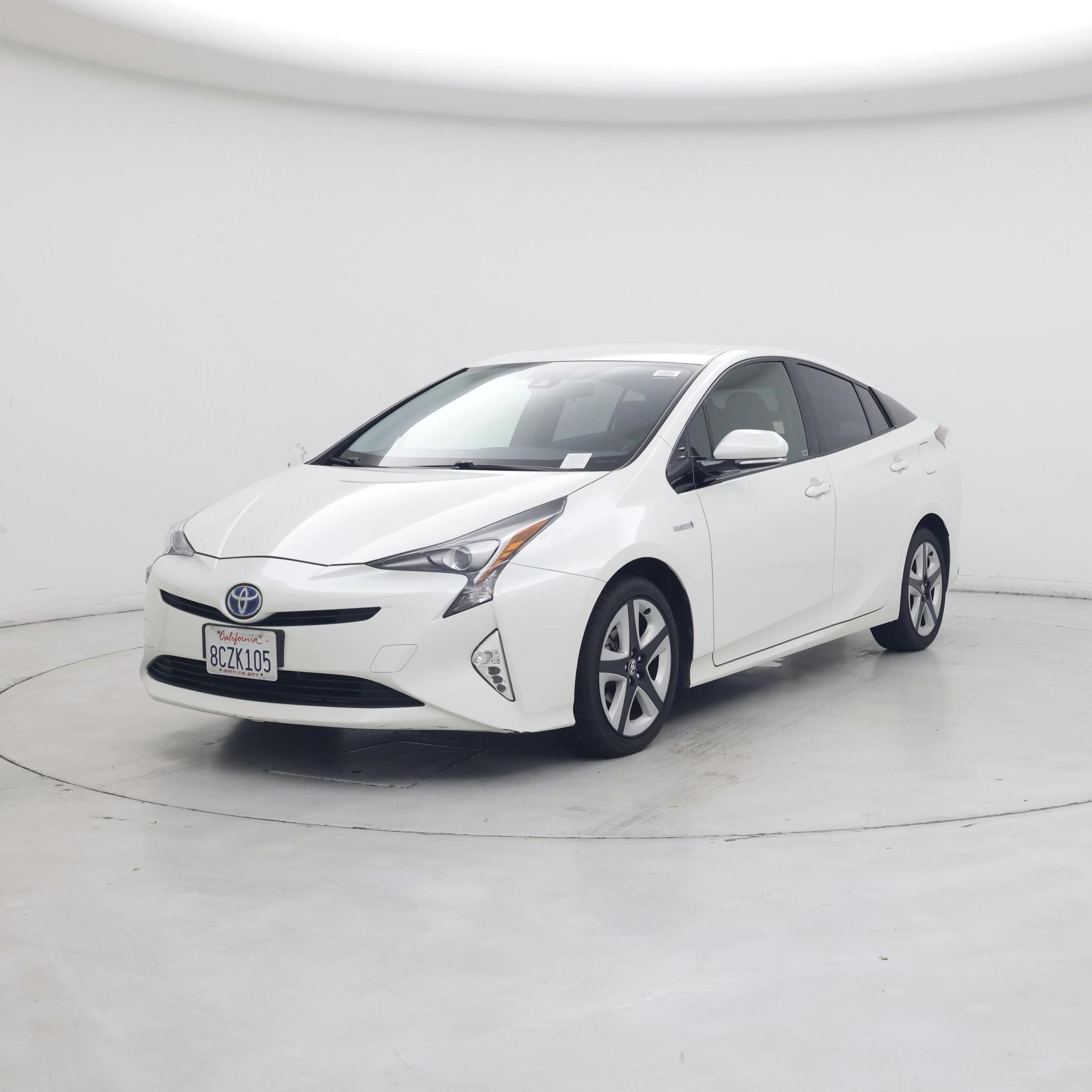 Thumbnail: 2016 Toyota Prius - 4