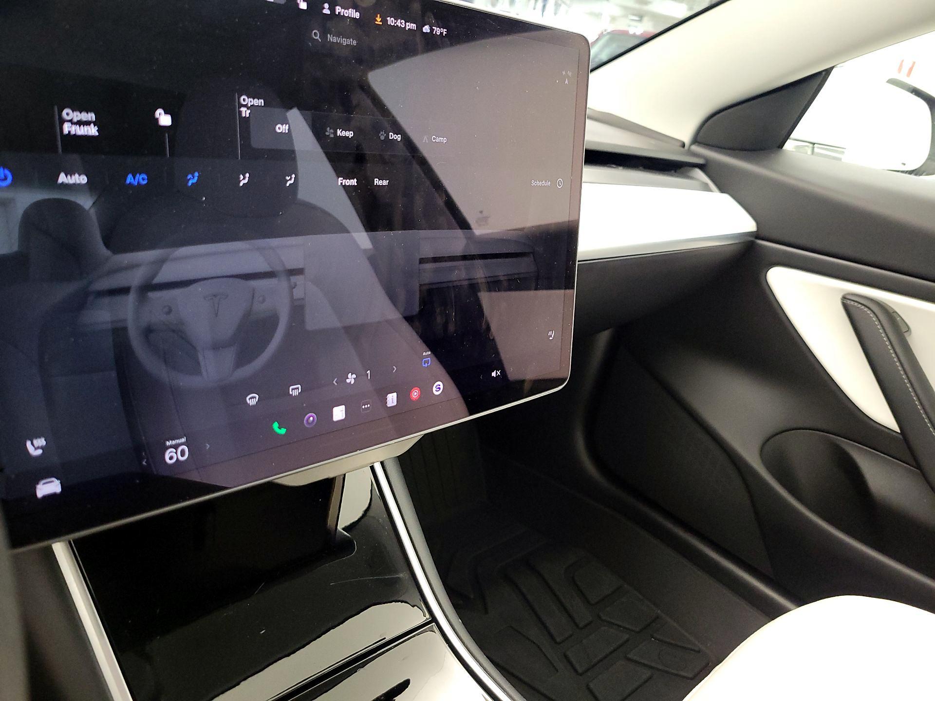 Thumbnail: 2020 Tesla Model 3 - 16