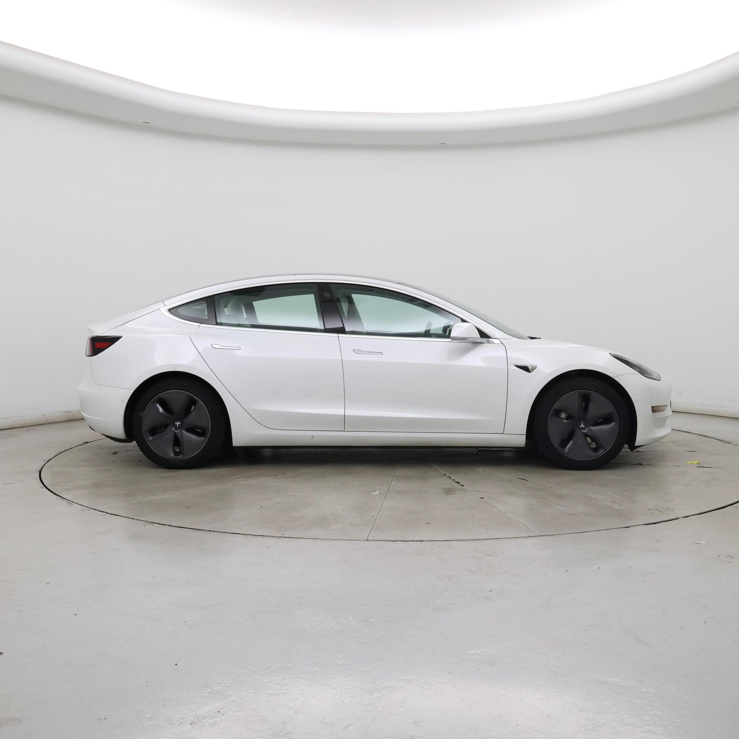 Thumbnail: 2020 Tesla Model 3 - 7