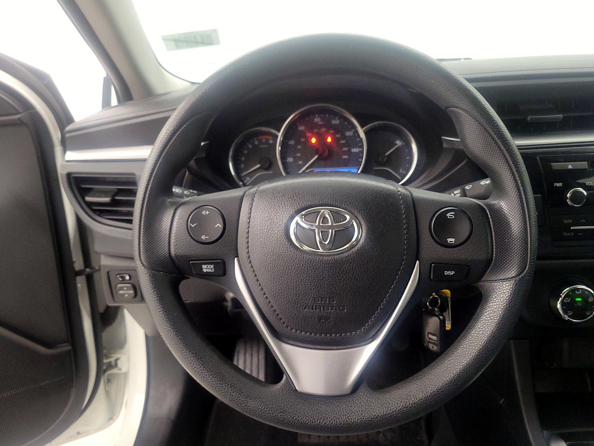 Thumbnail: 2014 Toyota Corolla - 10