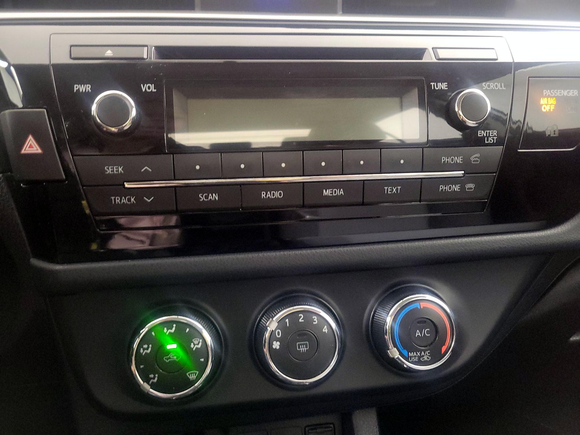 Thumbnail: 2014 Toyota Corolla - 15