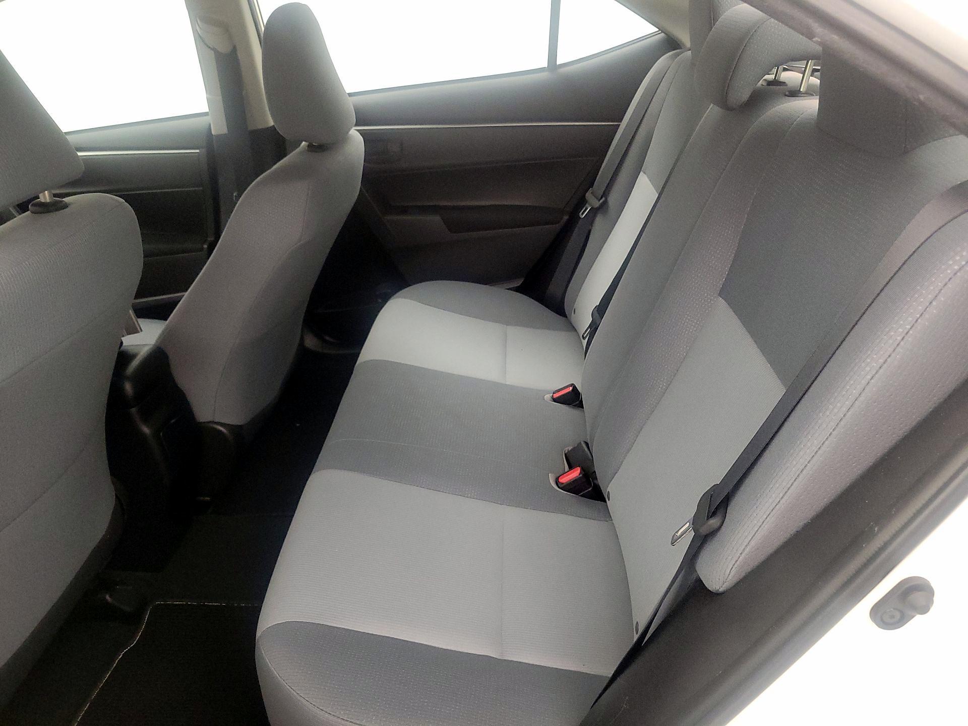 Thumbnail: 2014 Toyota Corolla - 18