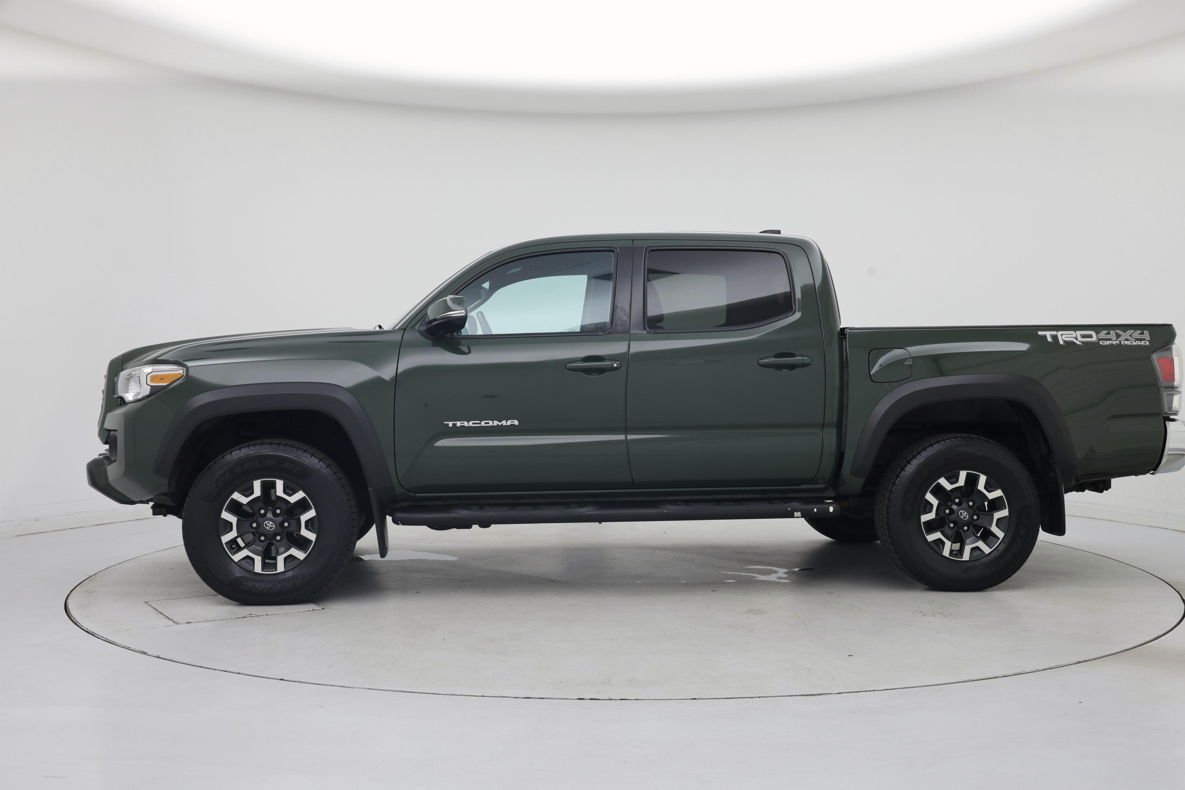 Thumbnail: 2021 Toyota Tacoma - 3