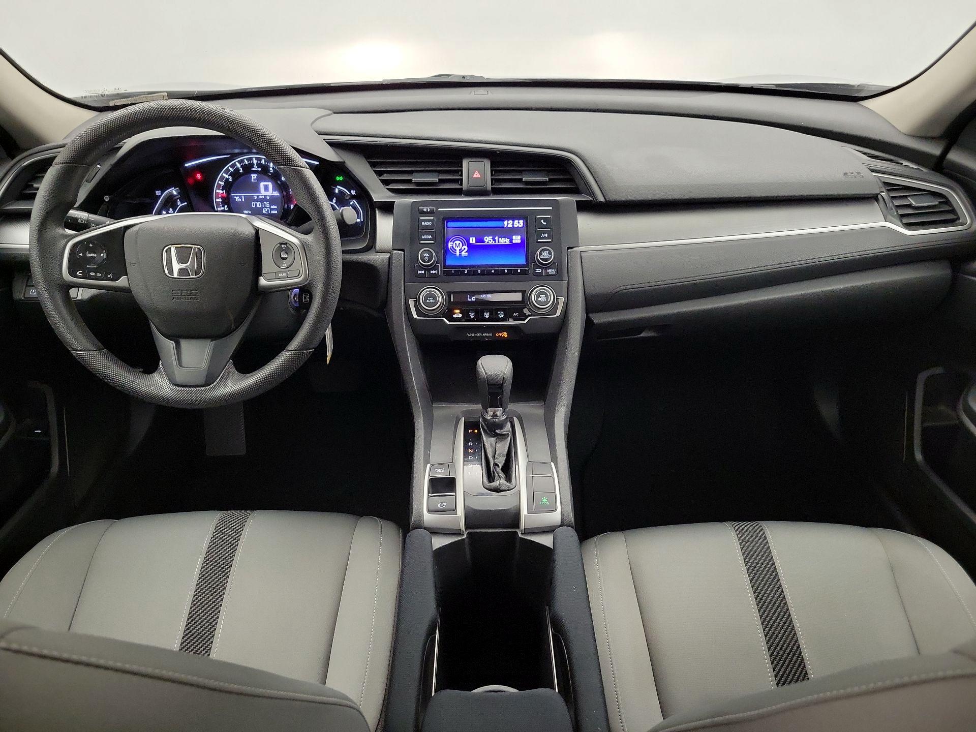 Thumbnail: 2016 Honda Civic - 9