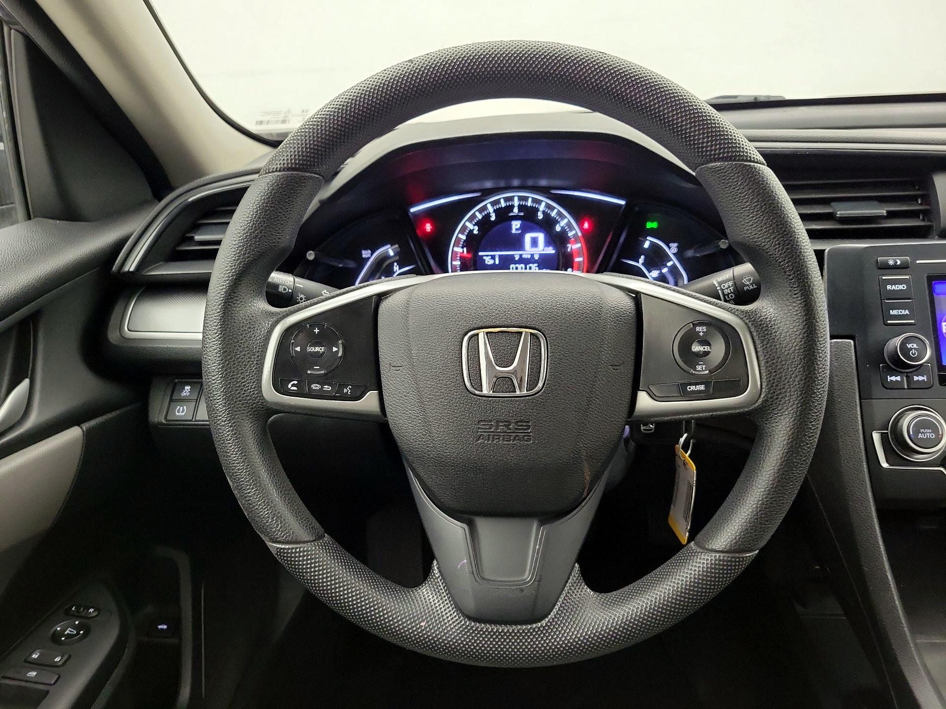 Thumbnail: 2016 Honda Civic - 10