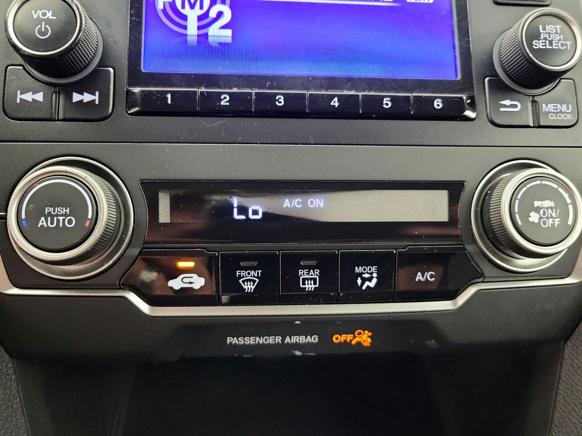 Thumbnail: 2016 Honda Civic - 15
