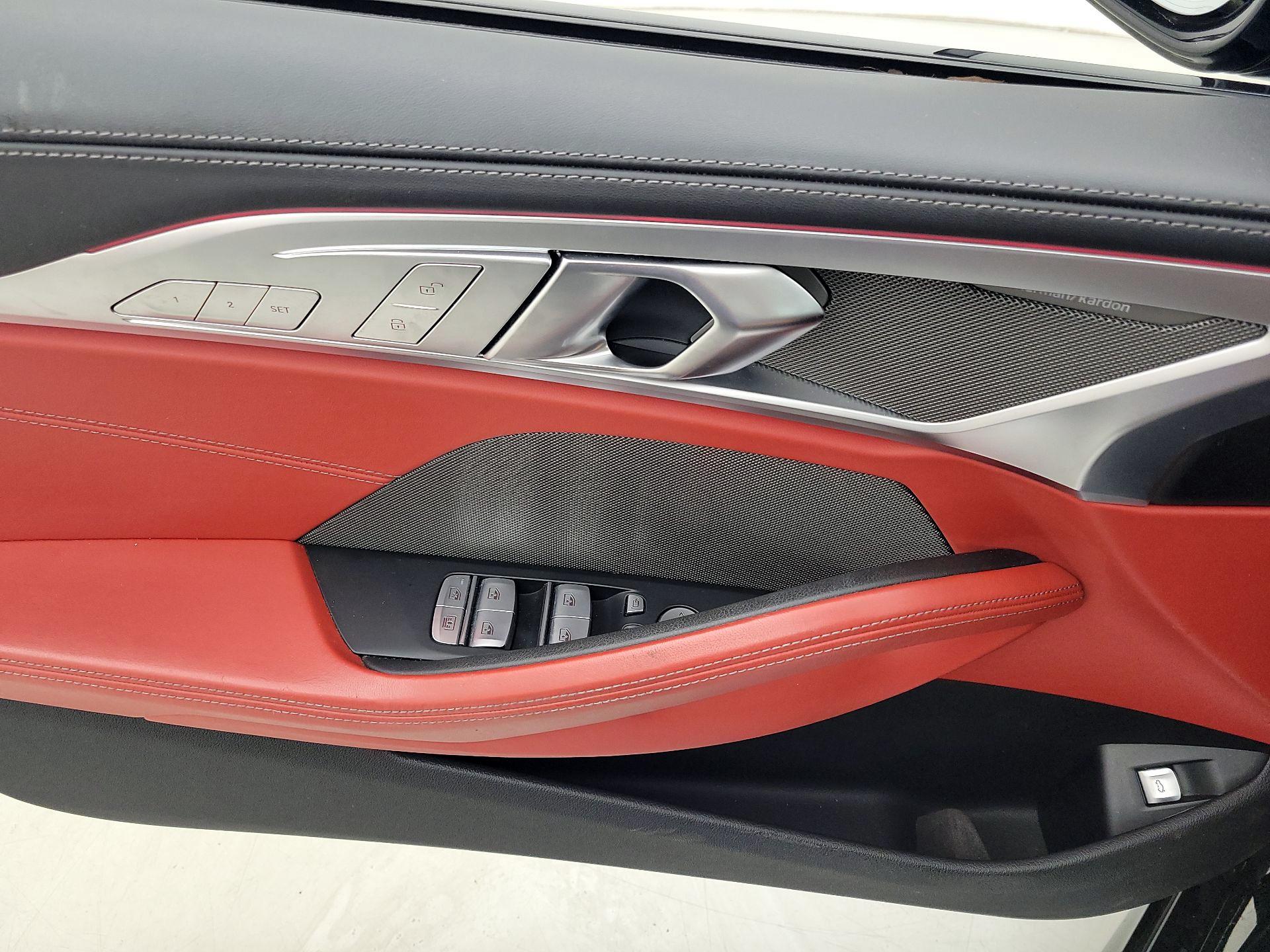 Thumbnail: 2022 BMW 8 Series - 12