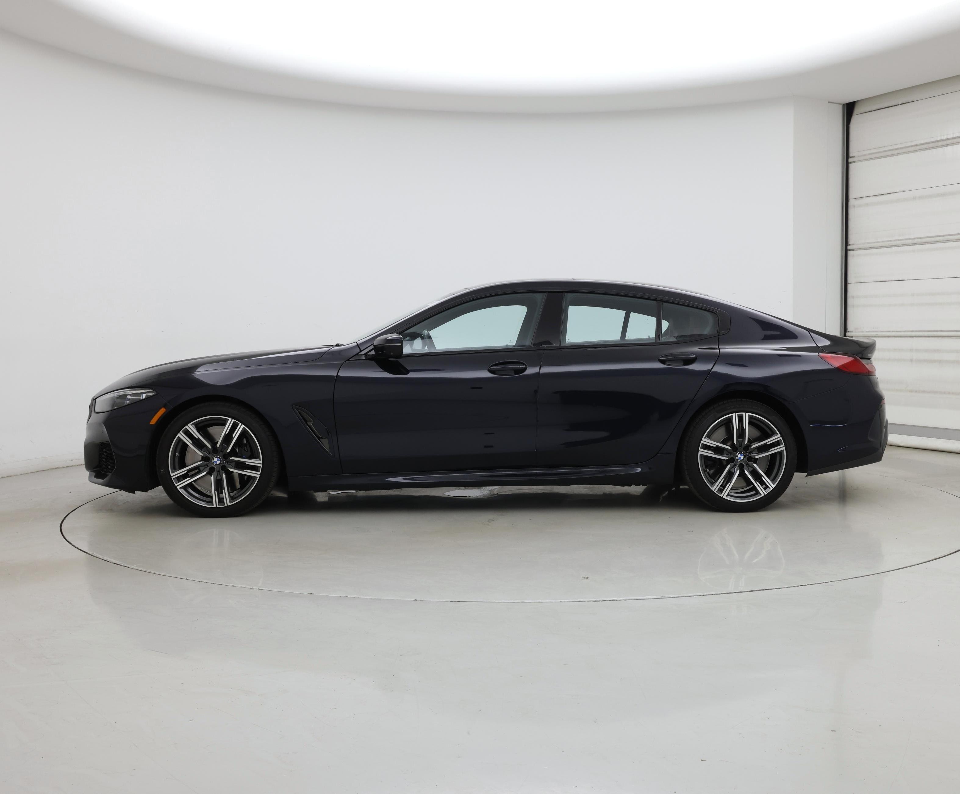 Thumbnail: 2022 BMW 8 Series - 3