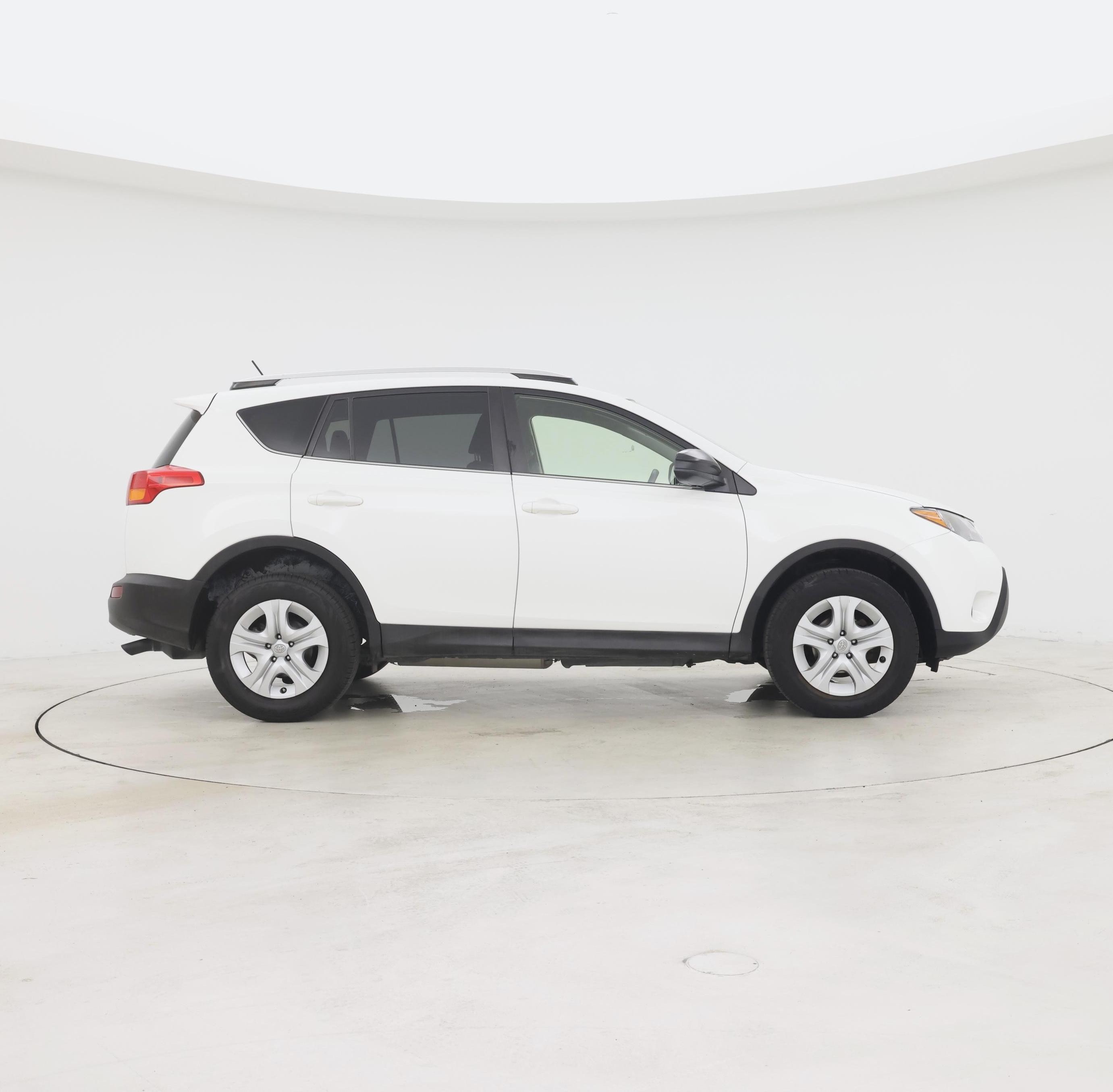 Thumbnail: 2015 Toyota RAV4 - 7