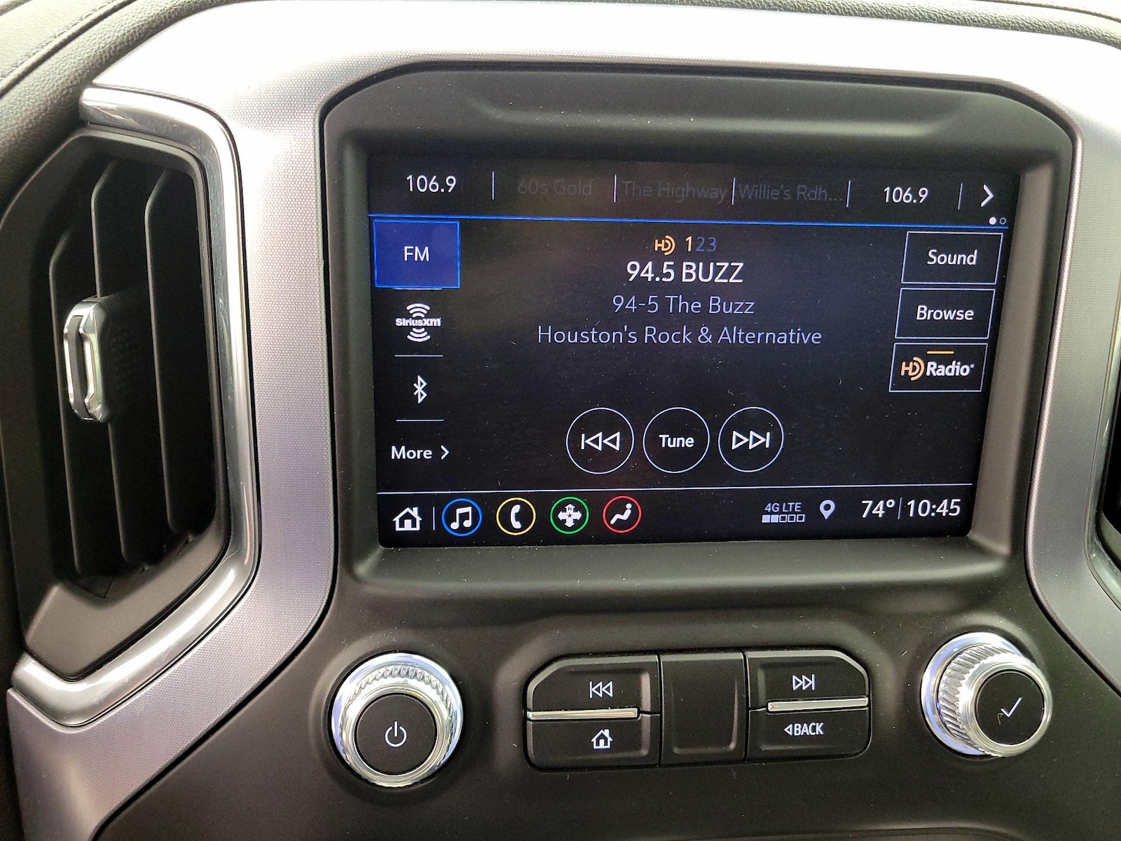 2019 GMC Sierra 1500 SLE - Photo 16