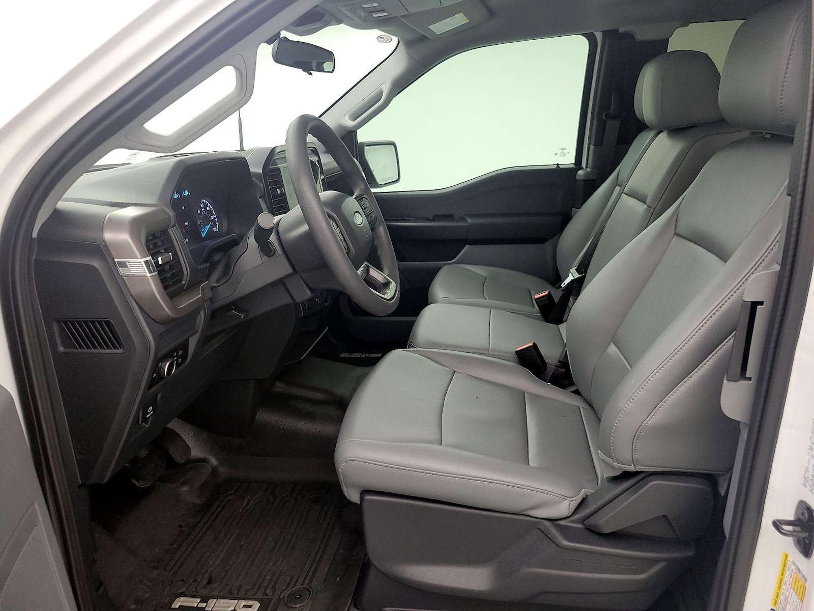 2026 Ford F-150 XL - Photo 12