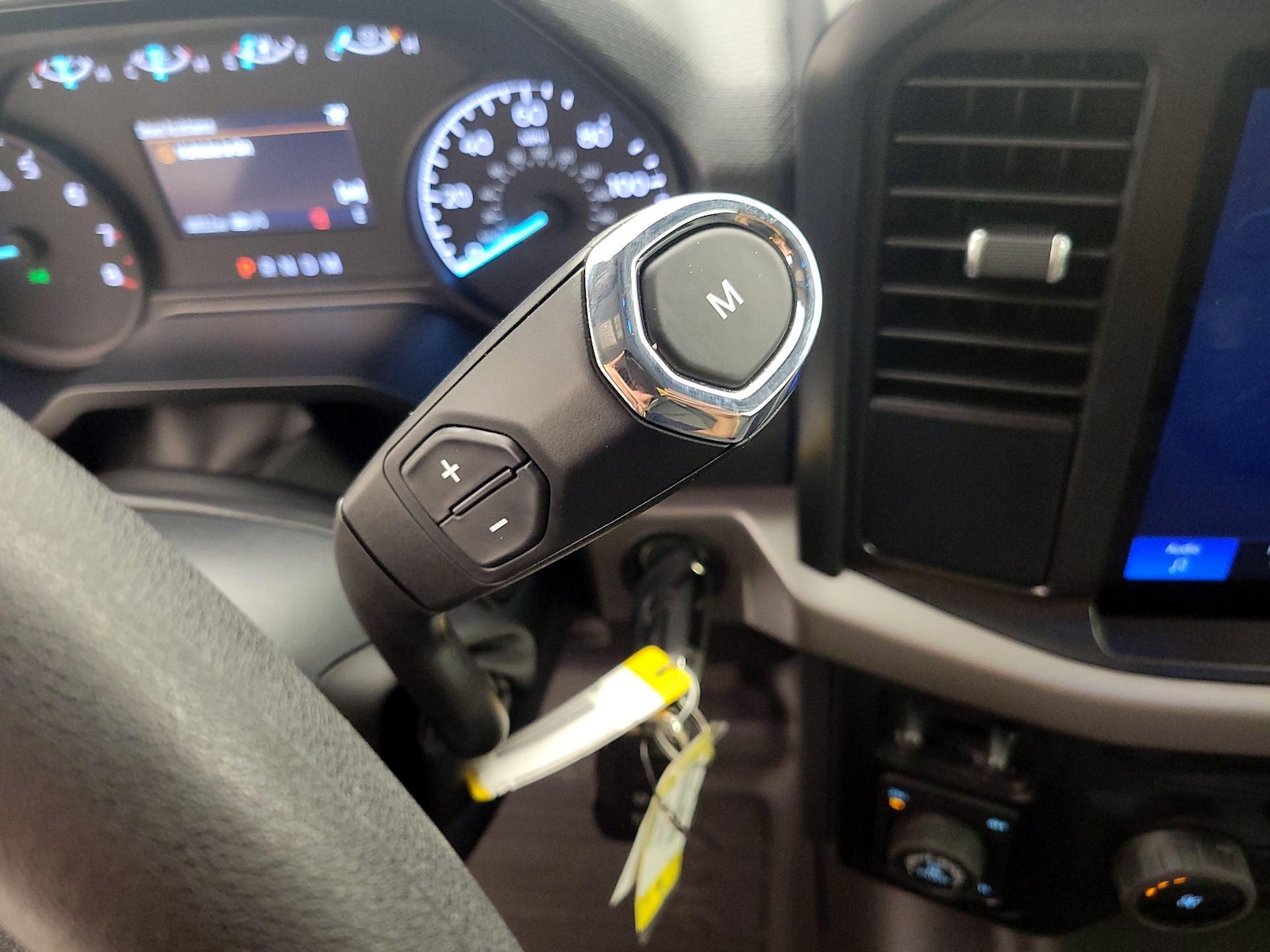 2026 Ford F-150 XL - Photo 18