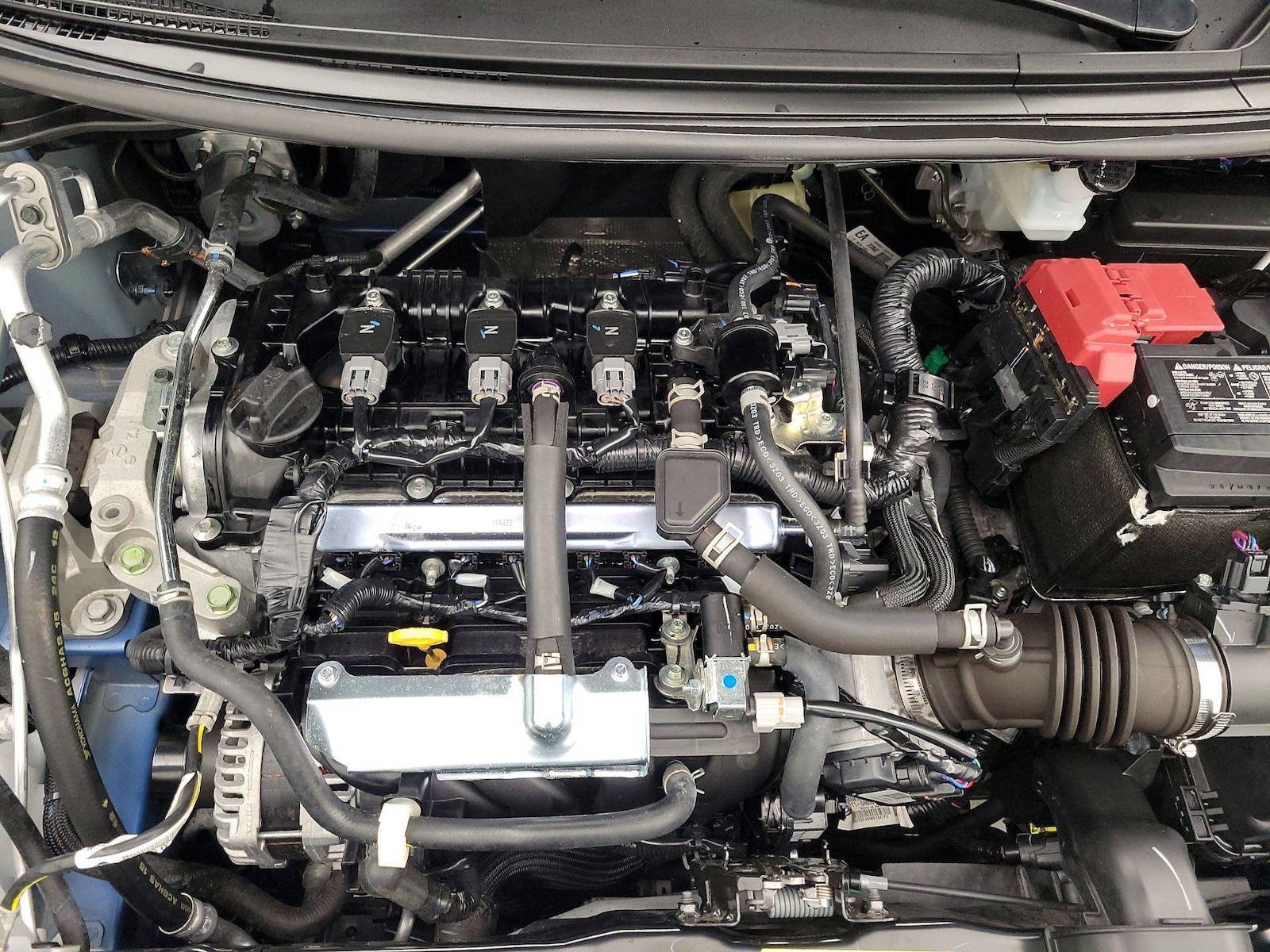 2024 Nissan Versa Sedan SV - Photo 21