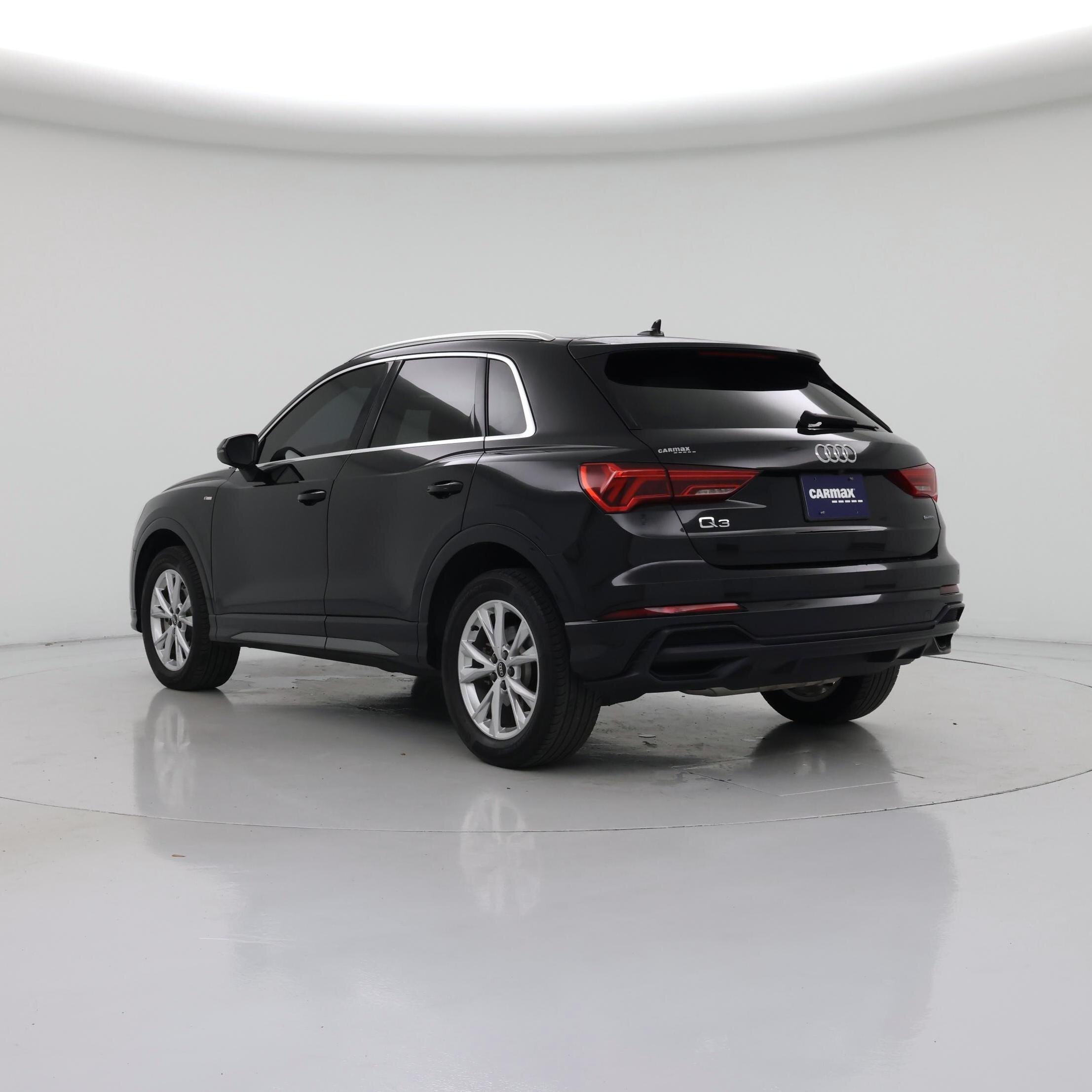 Thumbnail: 2021 Audi Q3 - 2