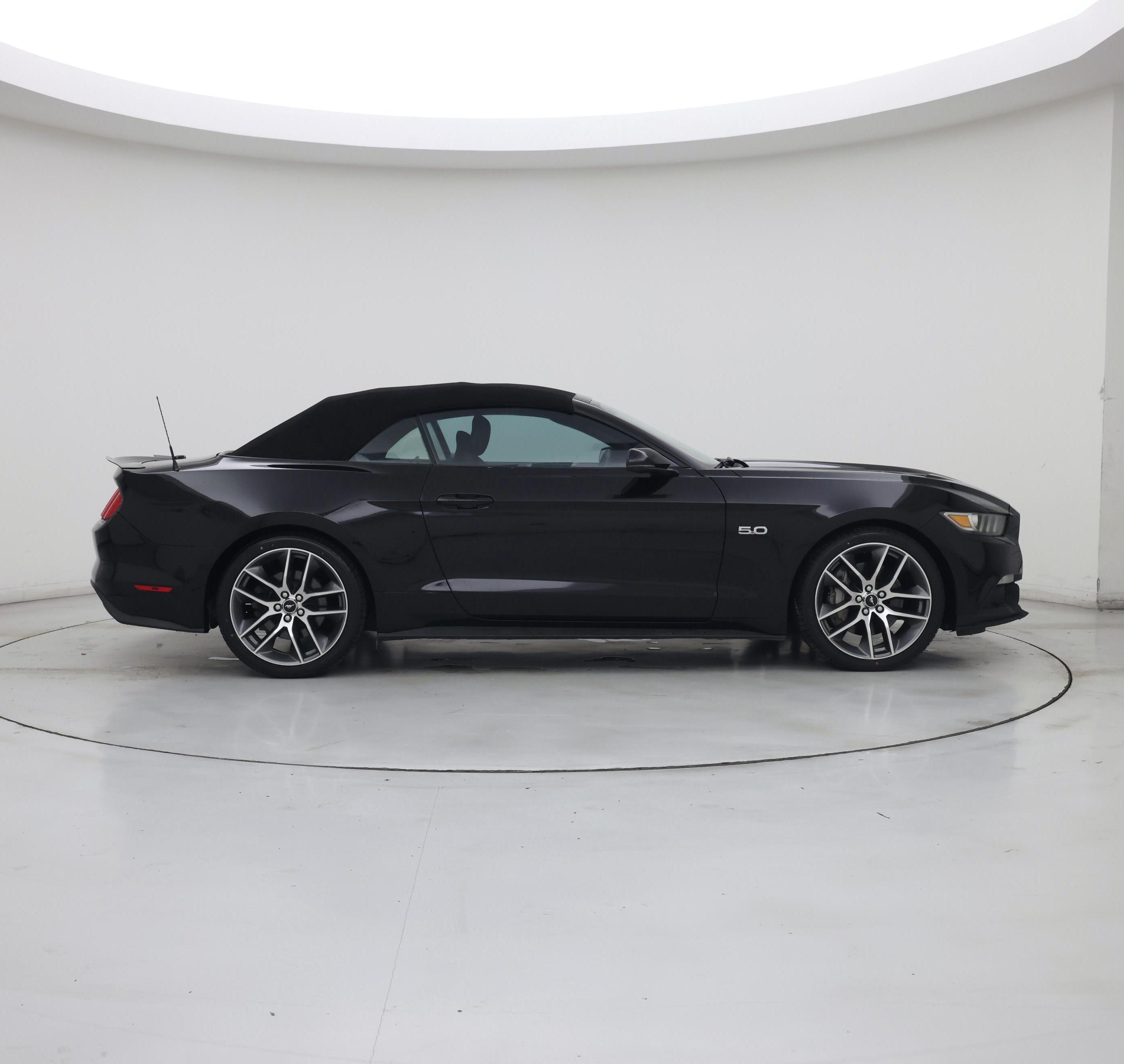 Thumbnail: 2015 Ford Mustang - 7