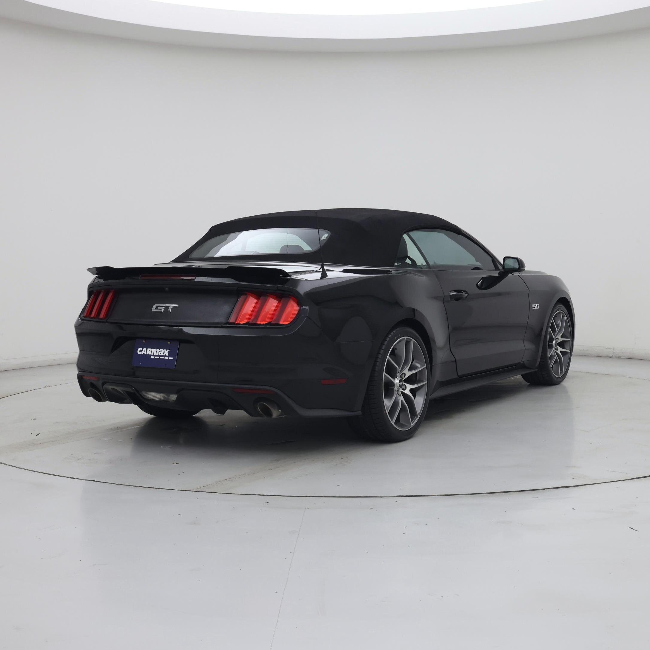 Thumbnail: 2015 Ford Mustang - 8