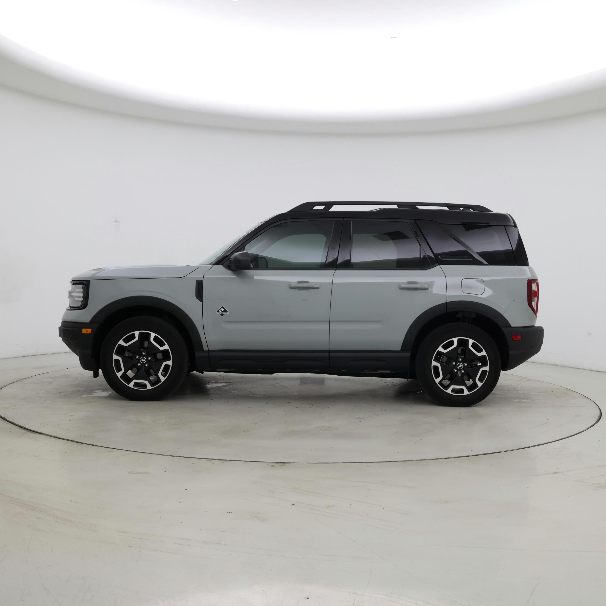 Thumbnail: 2023 Ford Bronco Sport - 3