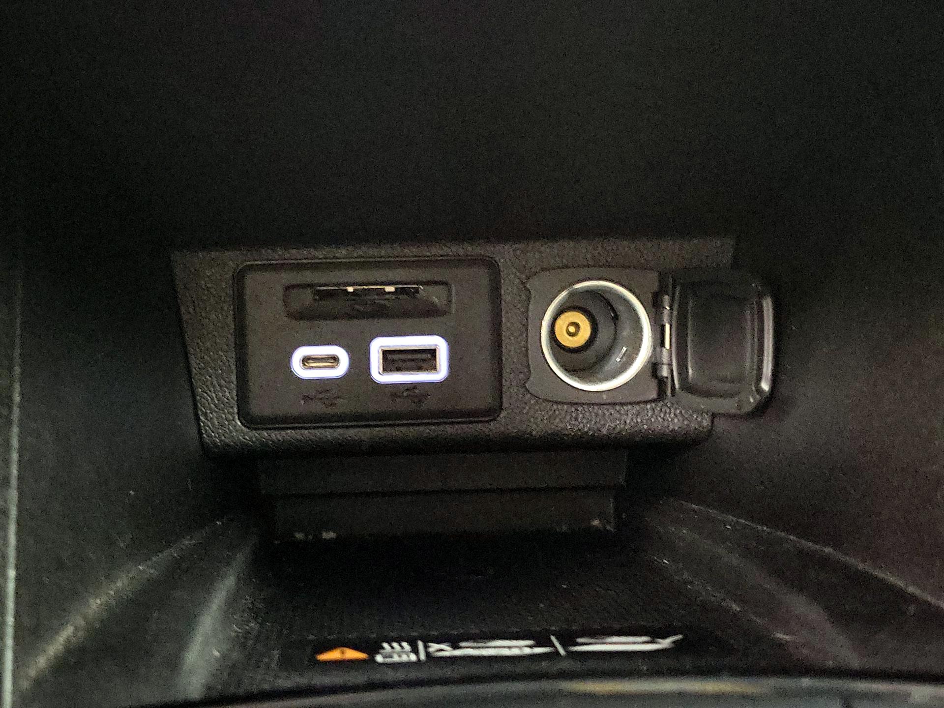 Thumbnail: 2023 Chevrolet Bolt EV - 18
