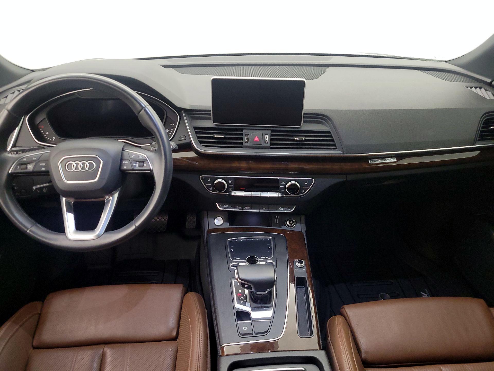 Thumbnail: 2020 Audi Q5 - 9