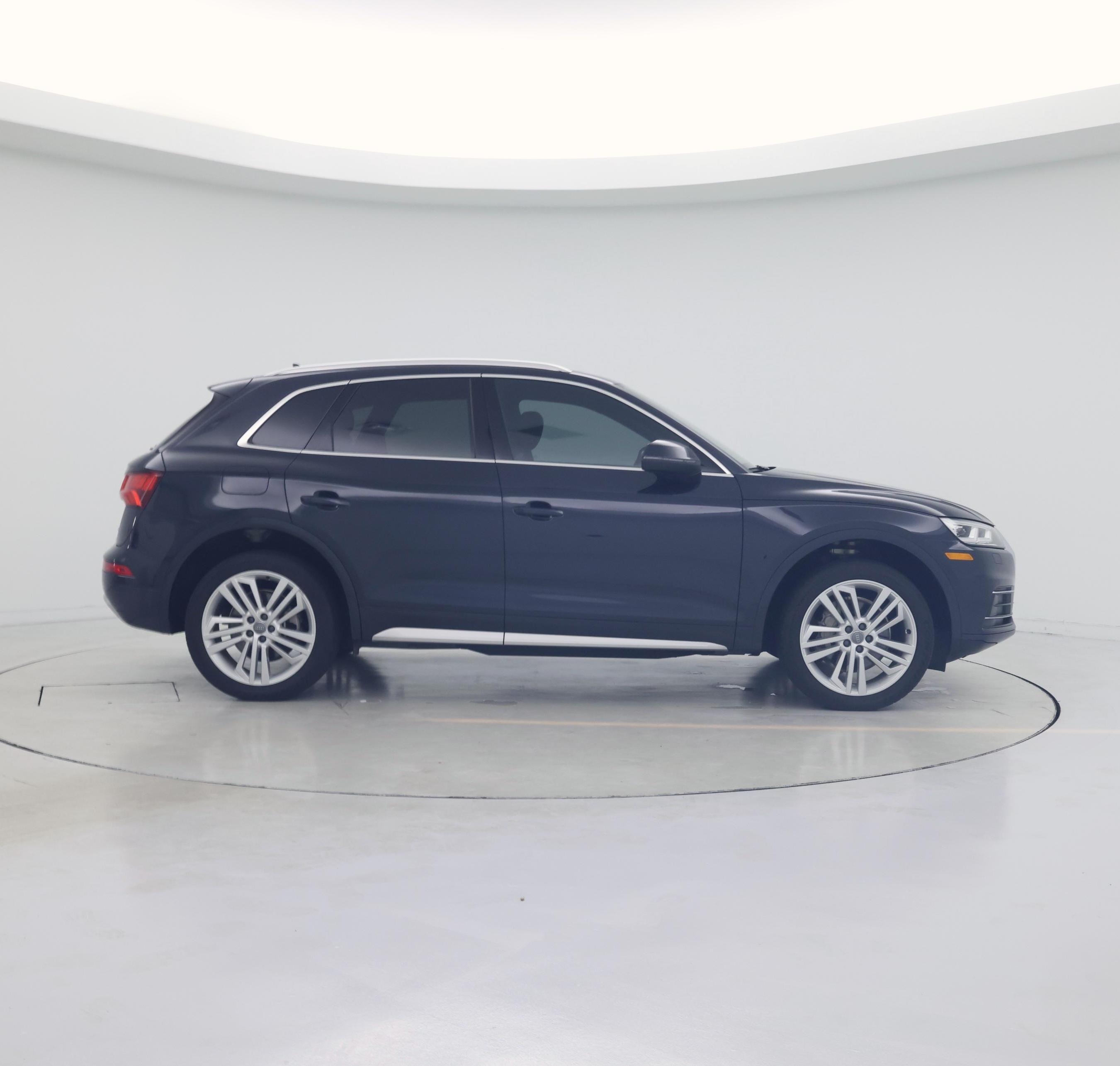 Thumbnail: 2020 Audi Q5 - 7