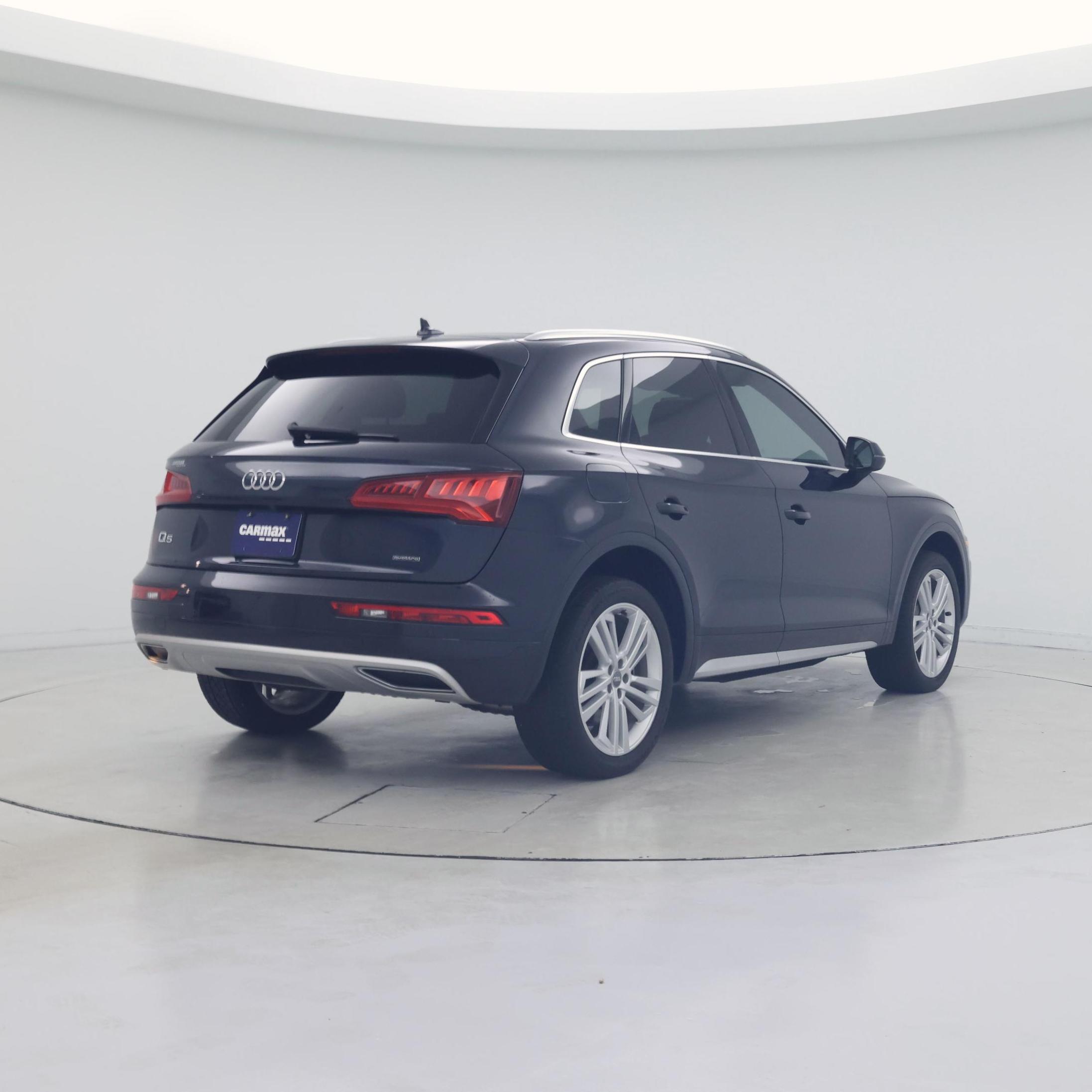 Thumbnail: 2020 Audi Q5 - 8
