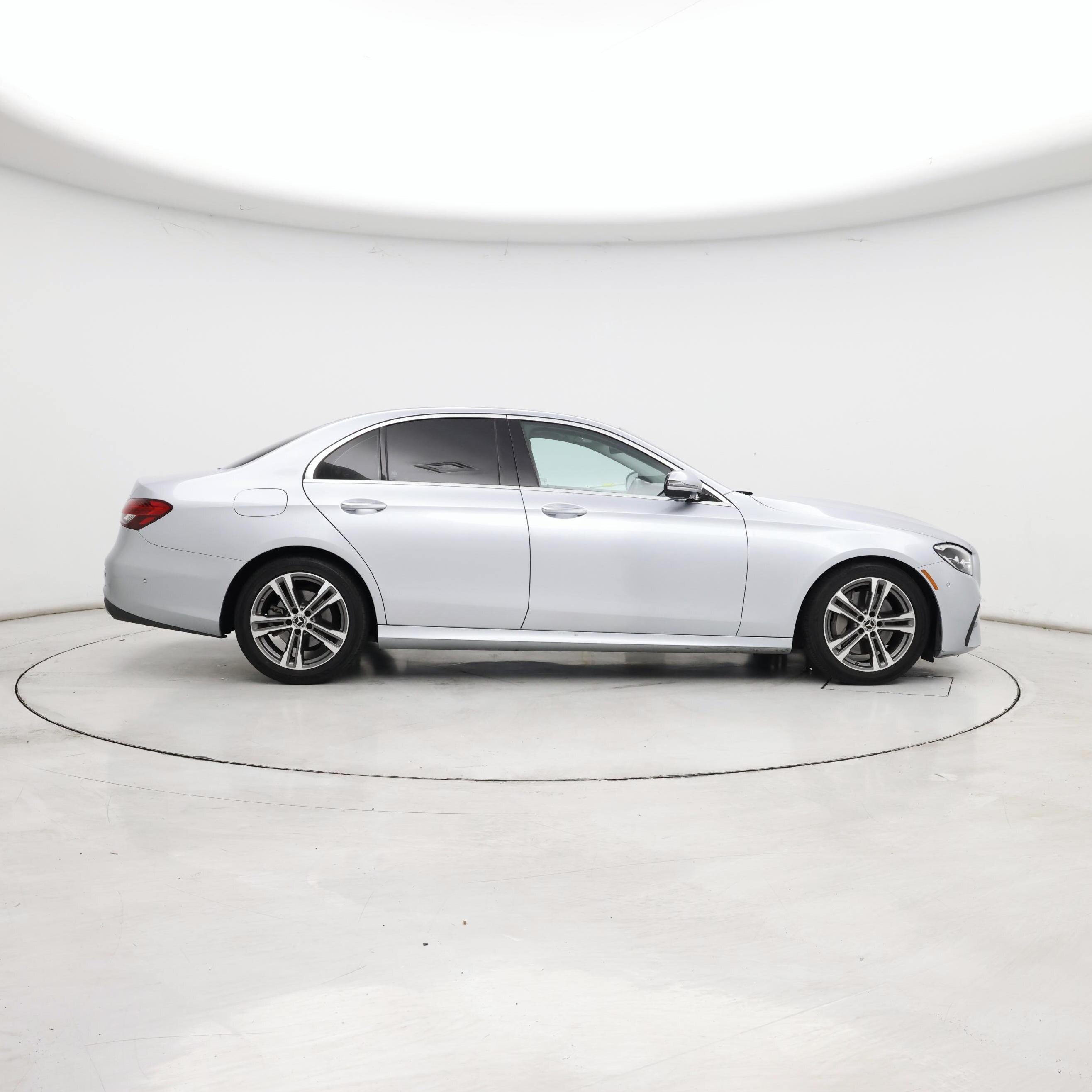 Thumbnail: 2021 Mercedes-Benz E-Class - 7