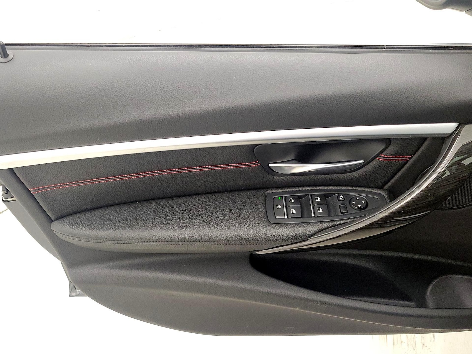 2017 BMW 3 Series 330i - Photo 13