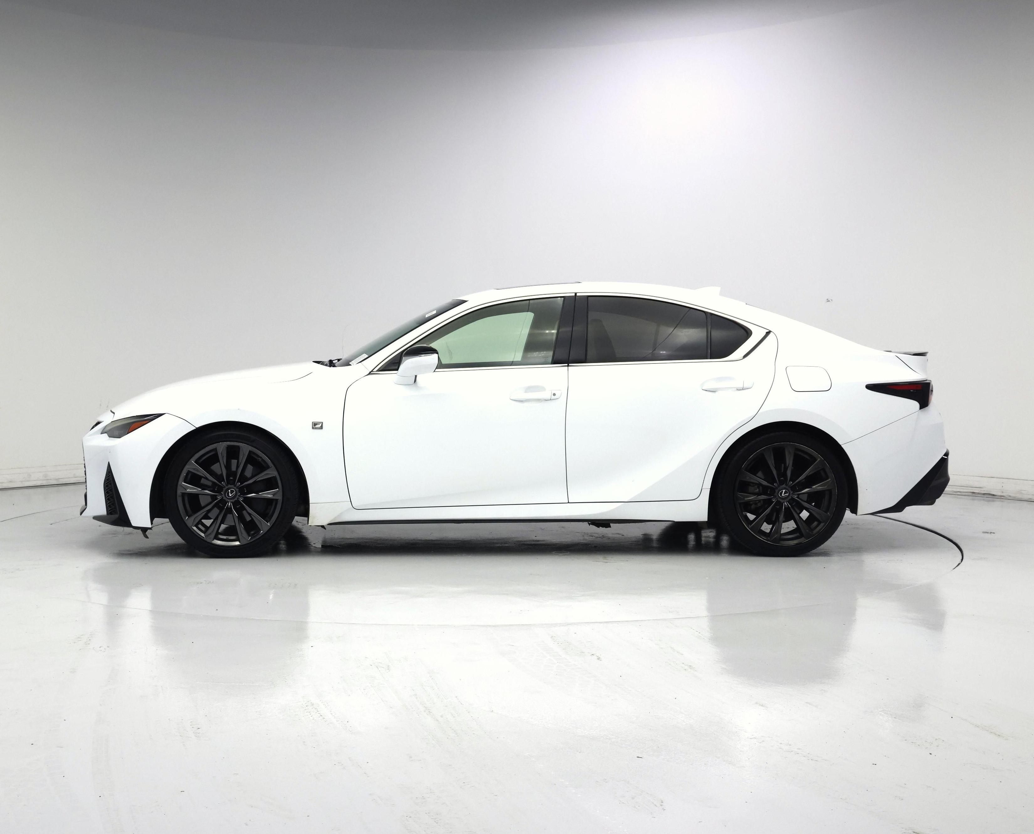 Thumbnail: 2021 Lexus IS - 3