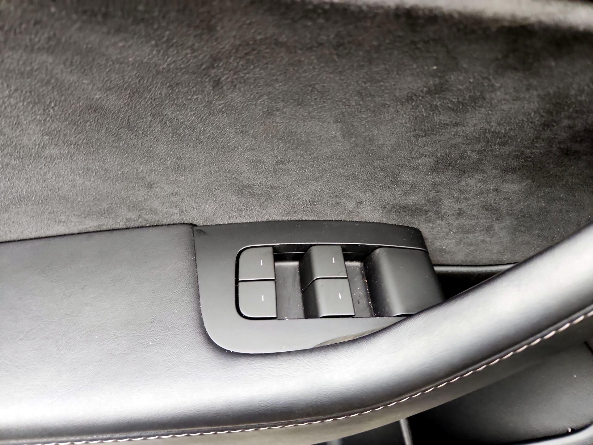 Thumbnail: 2023 Tesla Model 3 - 12