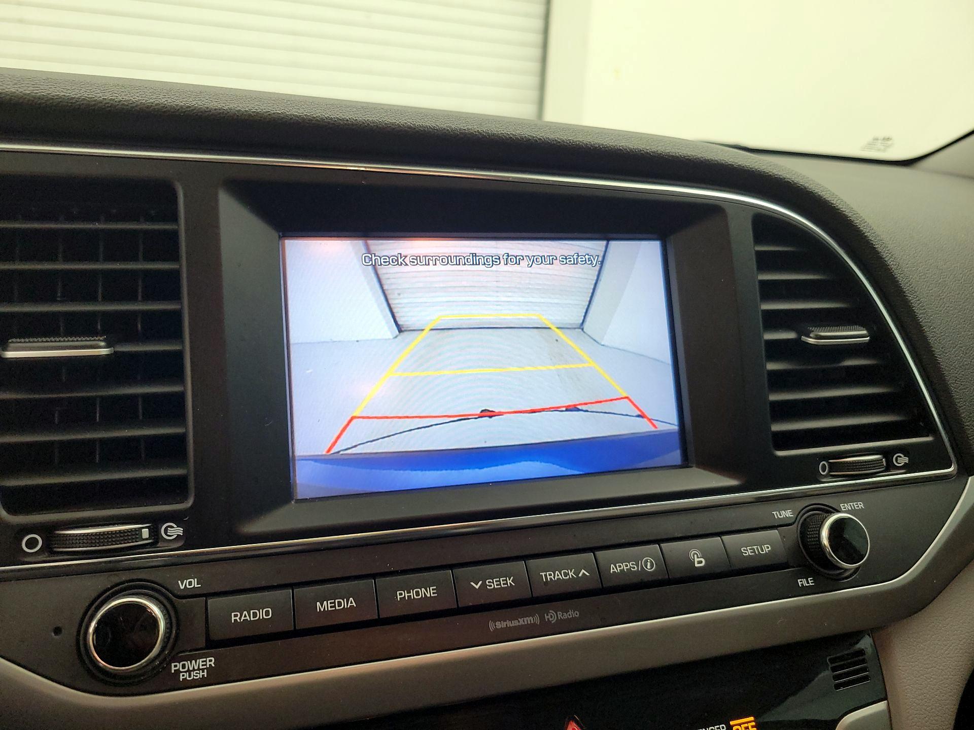 Thumbnail: 2017 Hyundai Elantra - 14