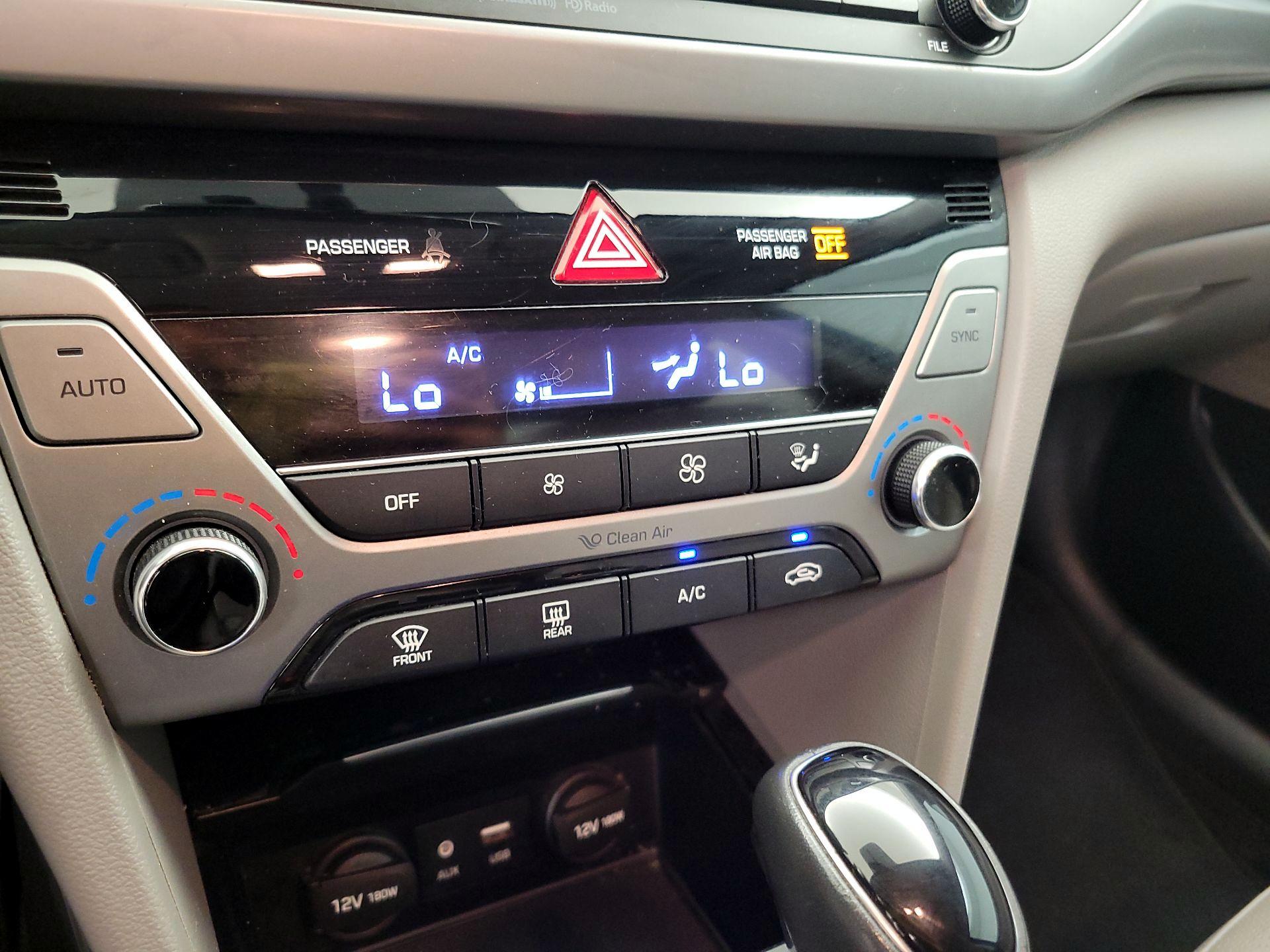 Thumbnail: 2017 Hyundai Elantra - 16