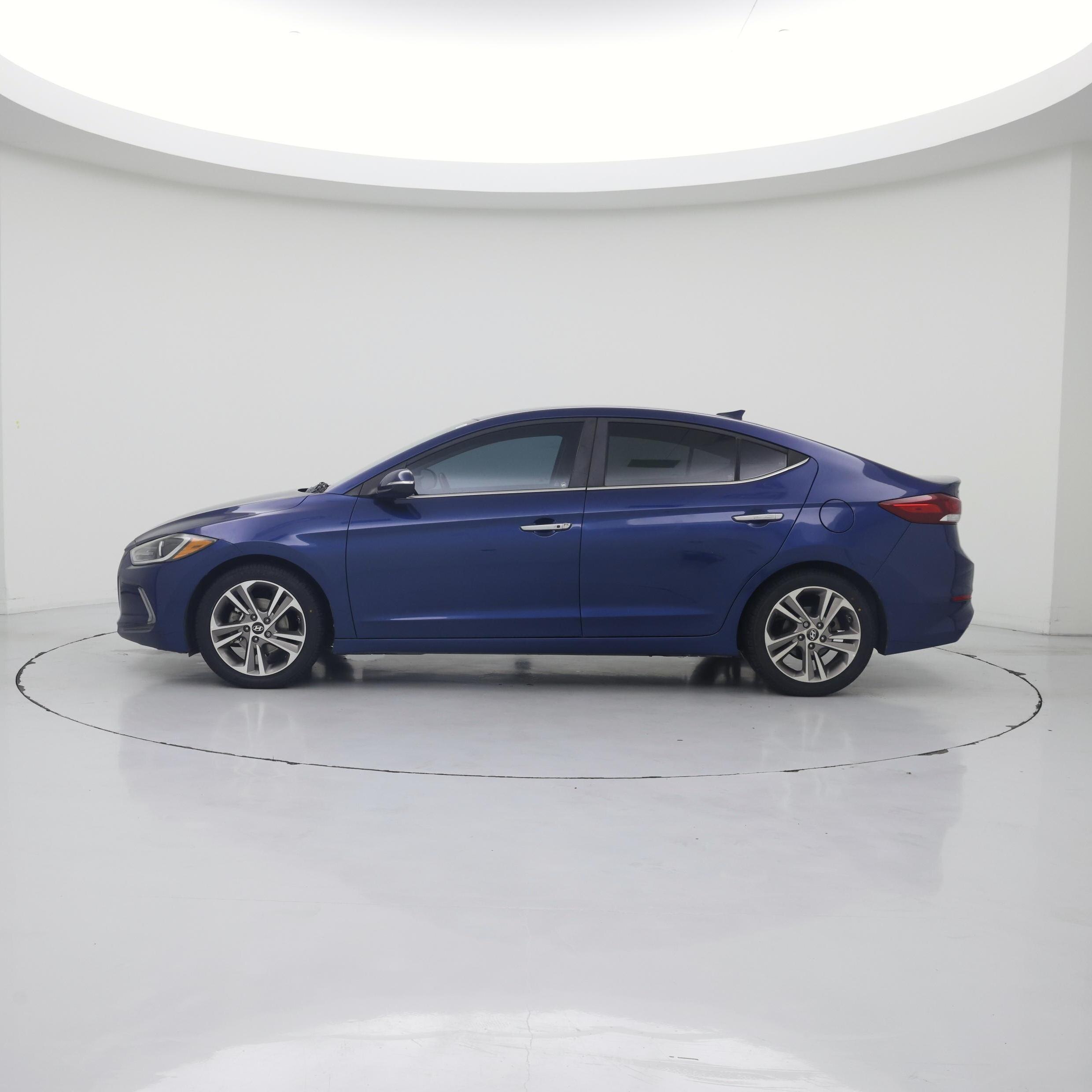 Thumbnail: 2017 Hyundai Elantra - 3
