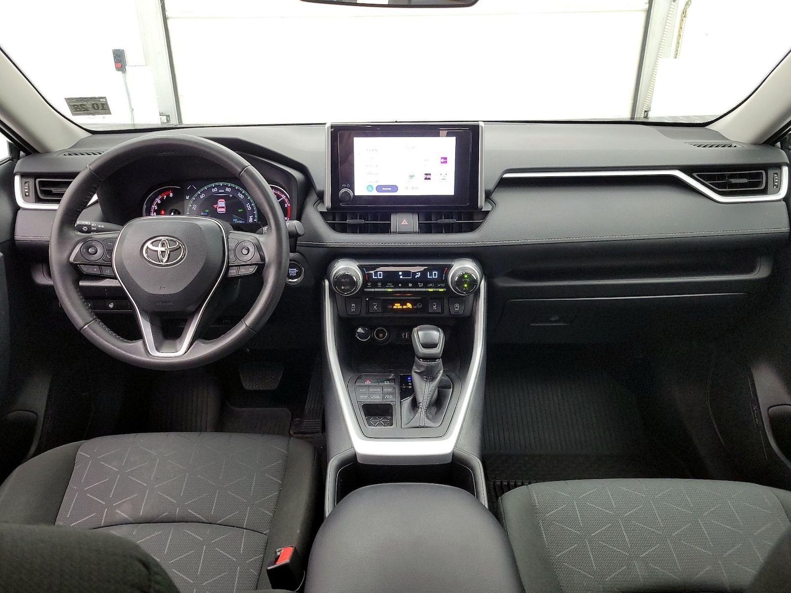 Photo 10