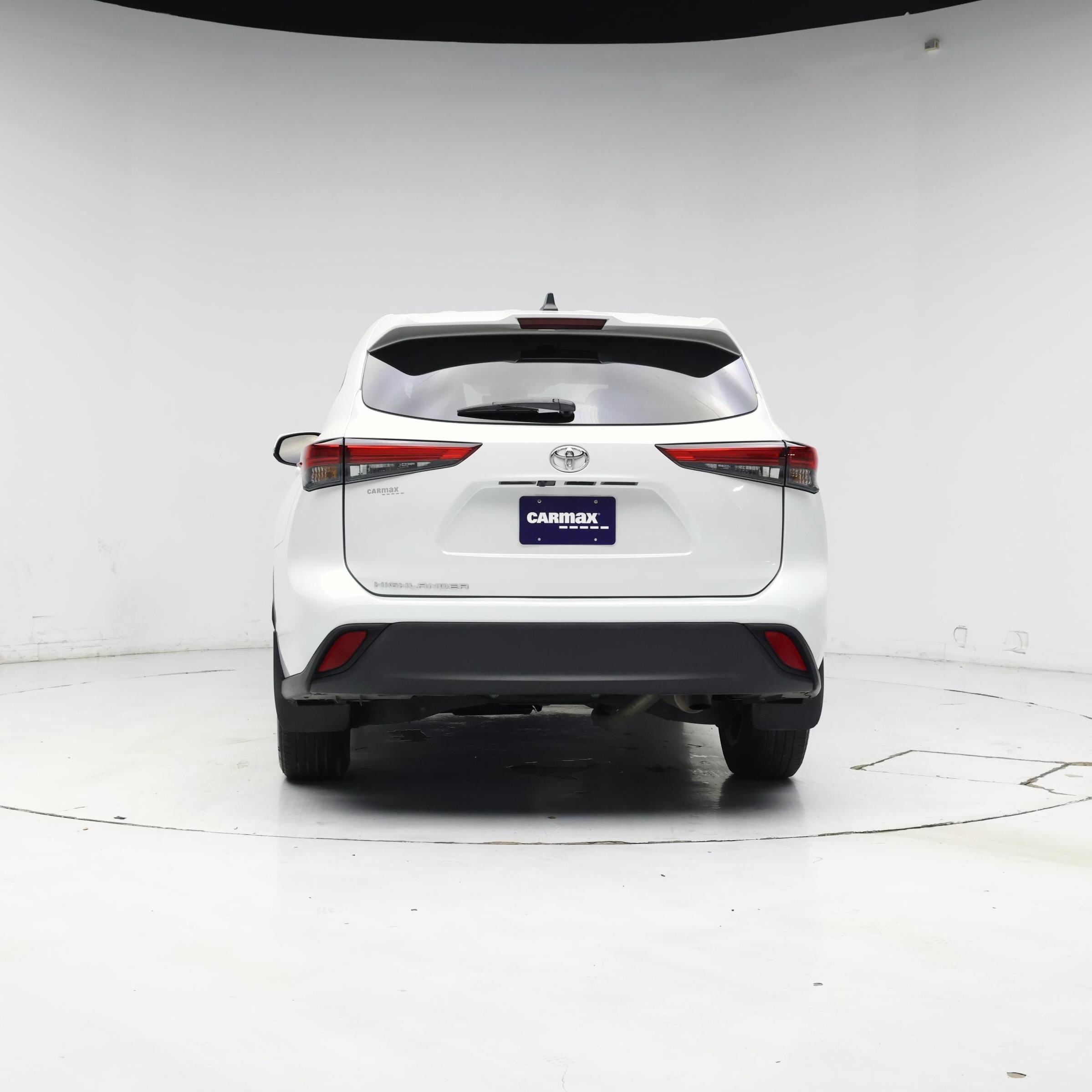 Thumbnail: 2023 Toyota Highlander - 6