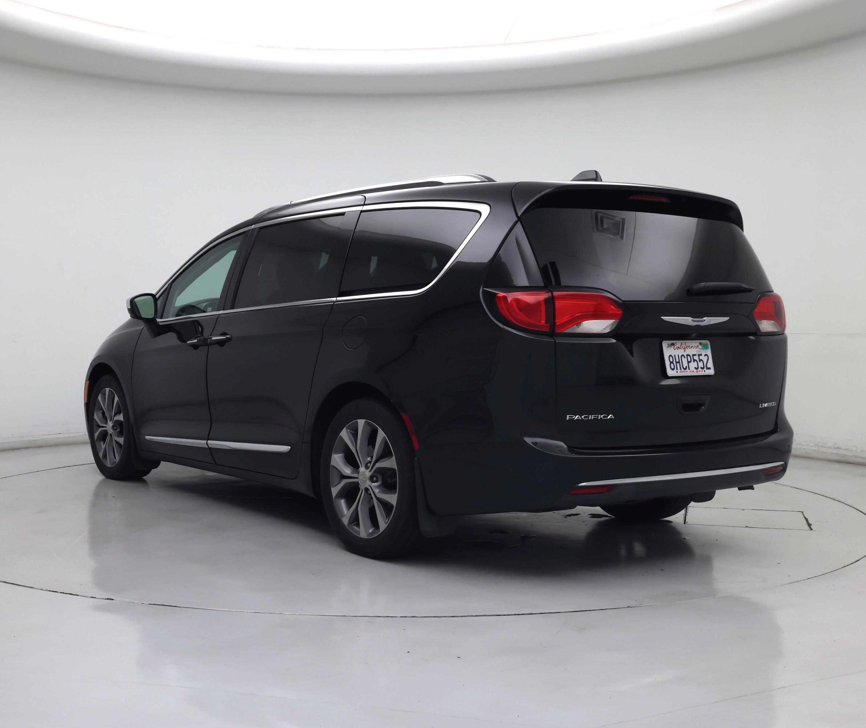 Thumbnail: 2019 Chrysler Pacifica - 2
