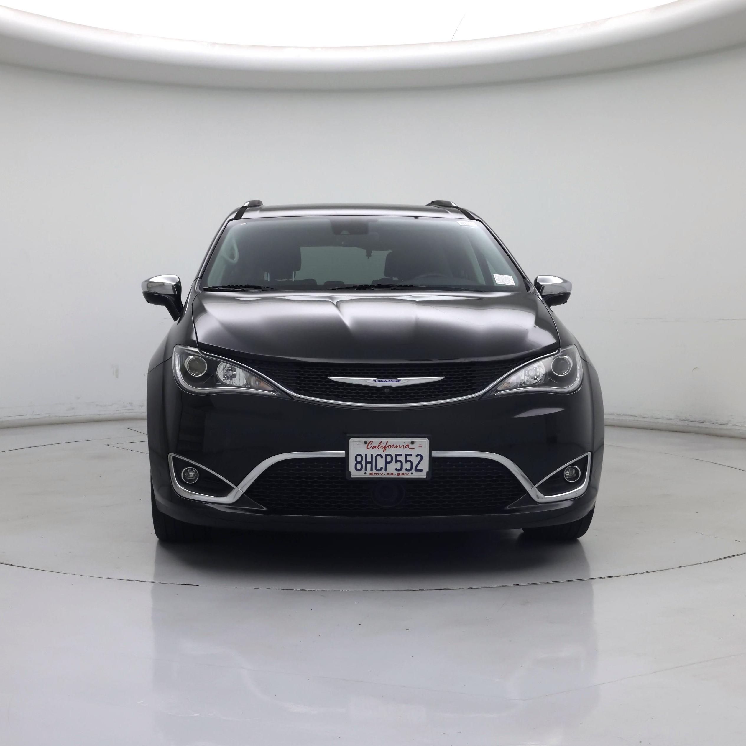 Thumbnail: 2019 Chrysler Pacifica - 5