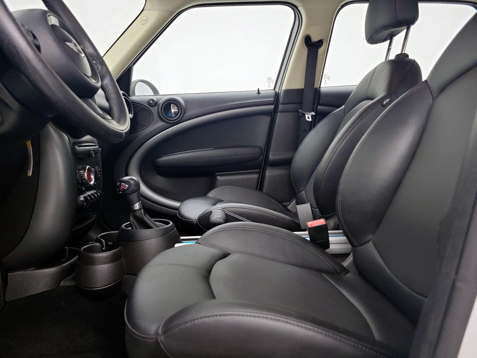 Thumbnail: 2015 MINI Cooper Countryman - 11
